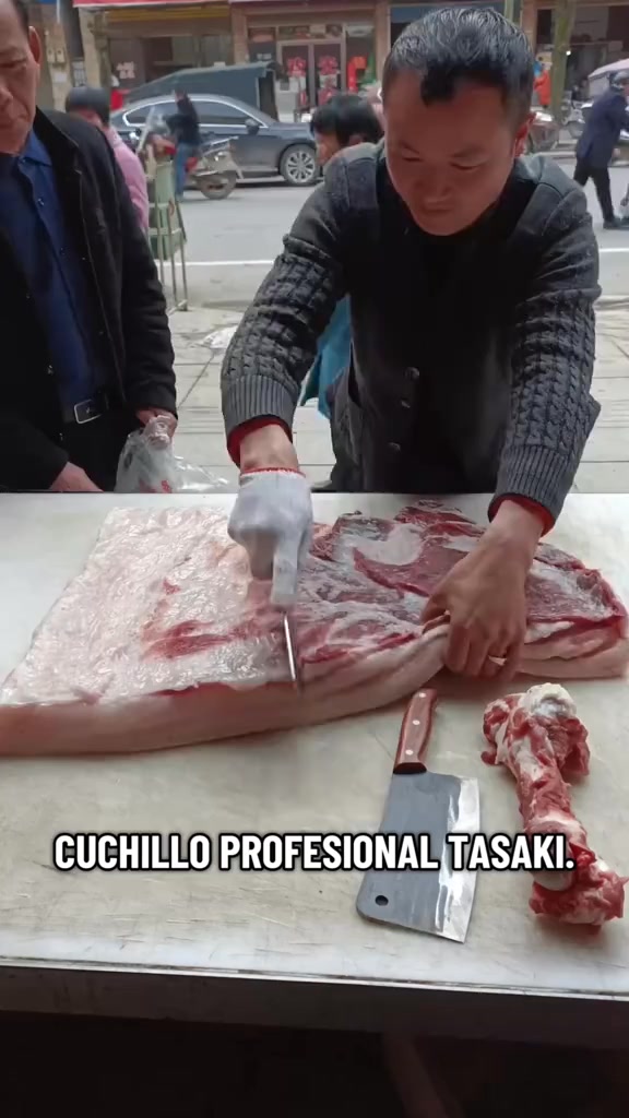Emay Facebook ad: Eleva tu forma de cocinar hoy