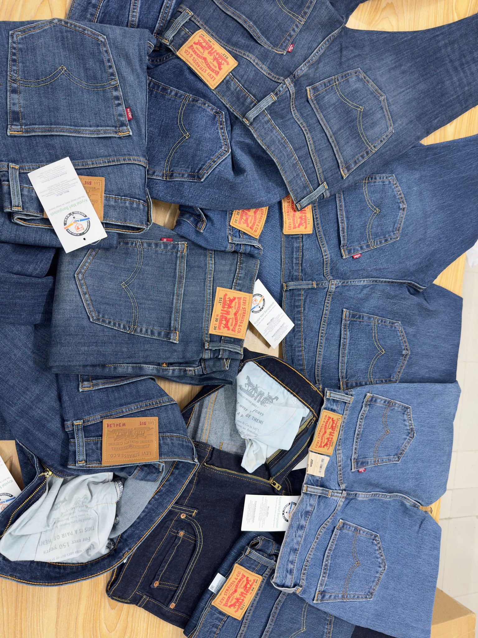 Texport Avenue Facebook ad: Authentic export branded clothing seller.
