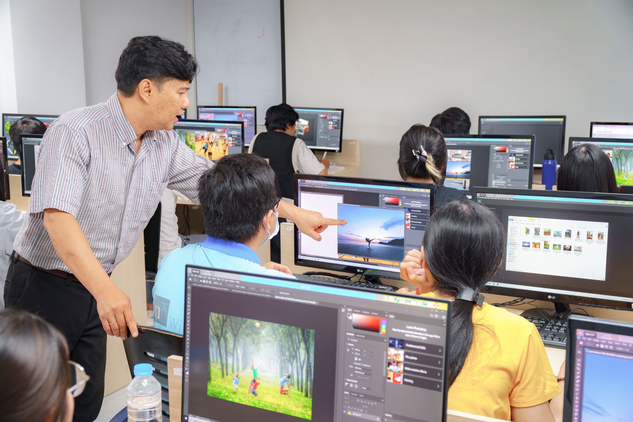 Green Academy Vietnam Facebook ad: KHAI GIẢNG KHÓA THIẾT KẾ ĐỒ HỌA DÀNH…
