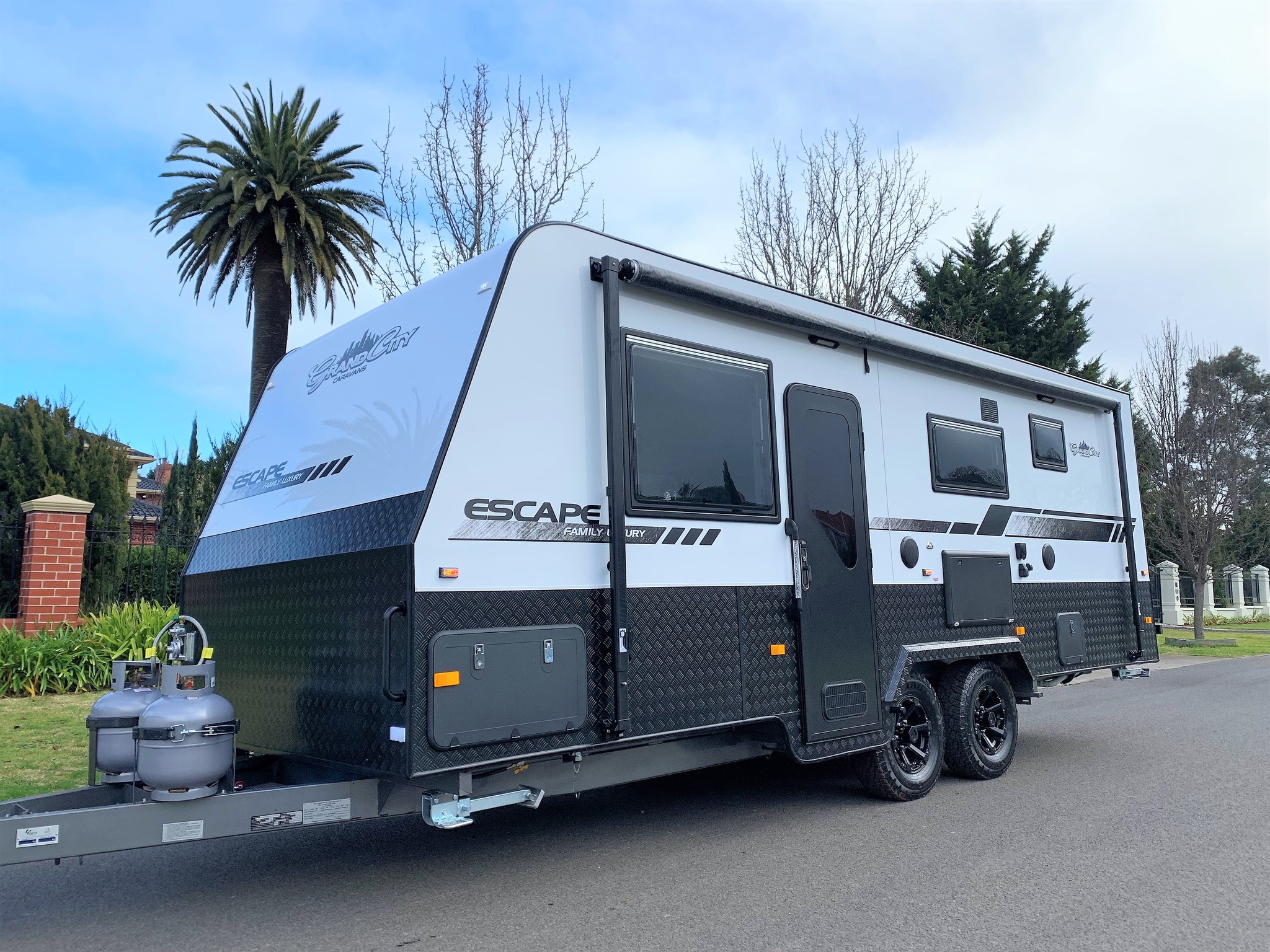 Caravan Trading Centre Facebook ad