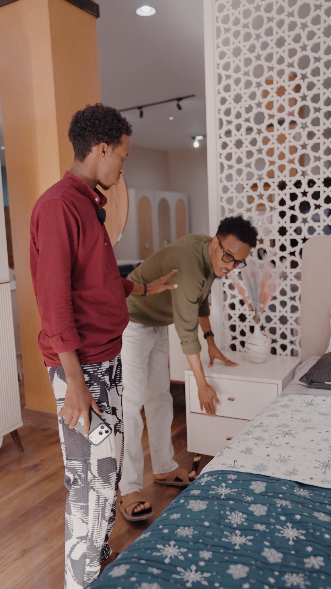 Capital Home & Office Facebook ad: Dhibka ay leedahay Markii aadan laheyn goaanka ugu…