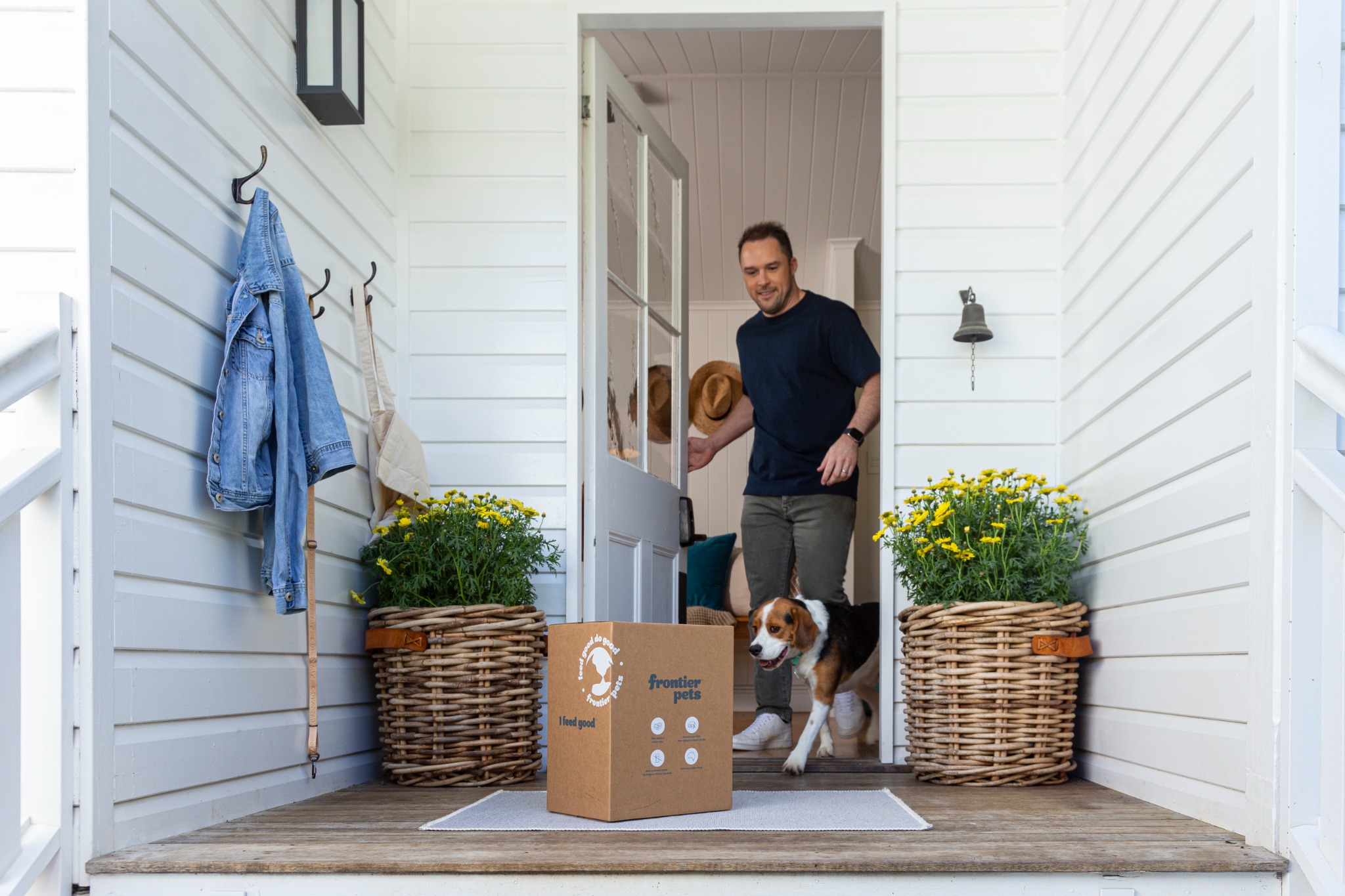 Frontier Pets Pet Food Facebook ad