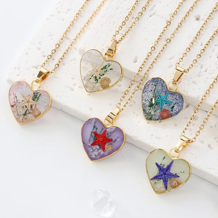 Alibaba.com Facebook ad: Source Jewelry, Eyewear, Watches & Accessories on…