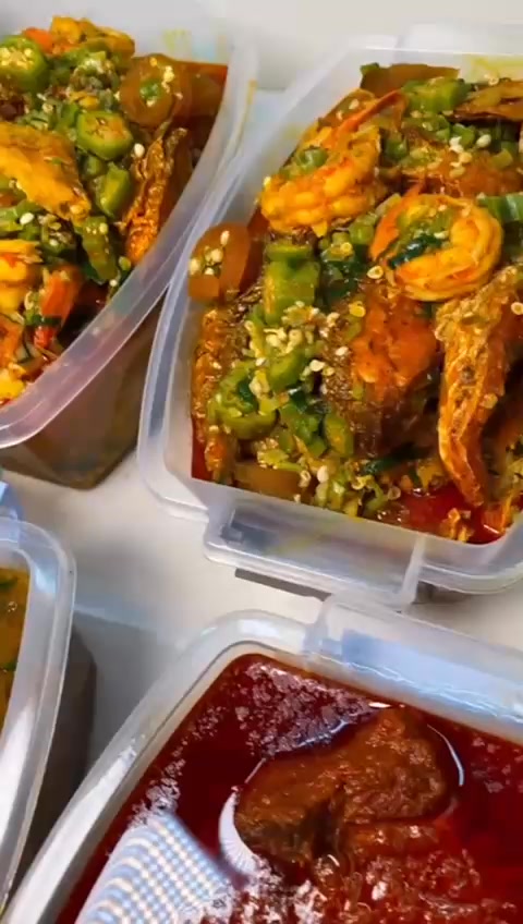 Moms Meal Planner NG Facebook ad: Chat with us