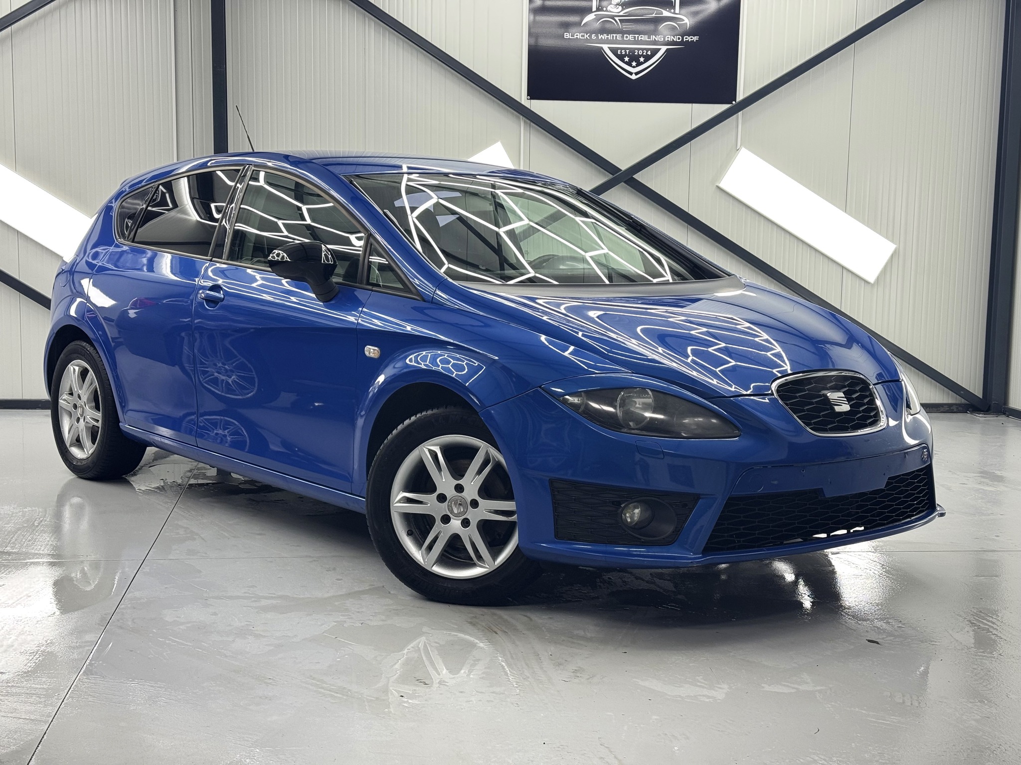 West Cars Auto - Rateautosh.ro Facebook ad