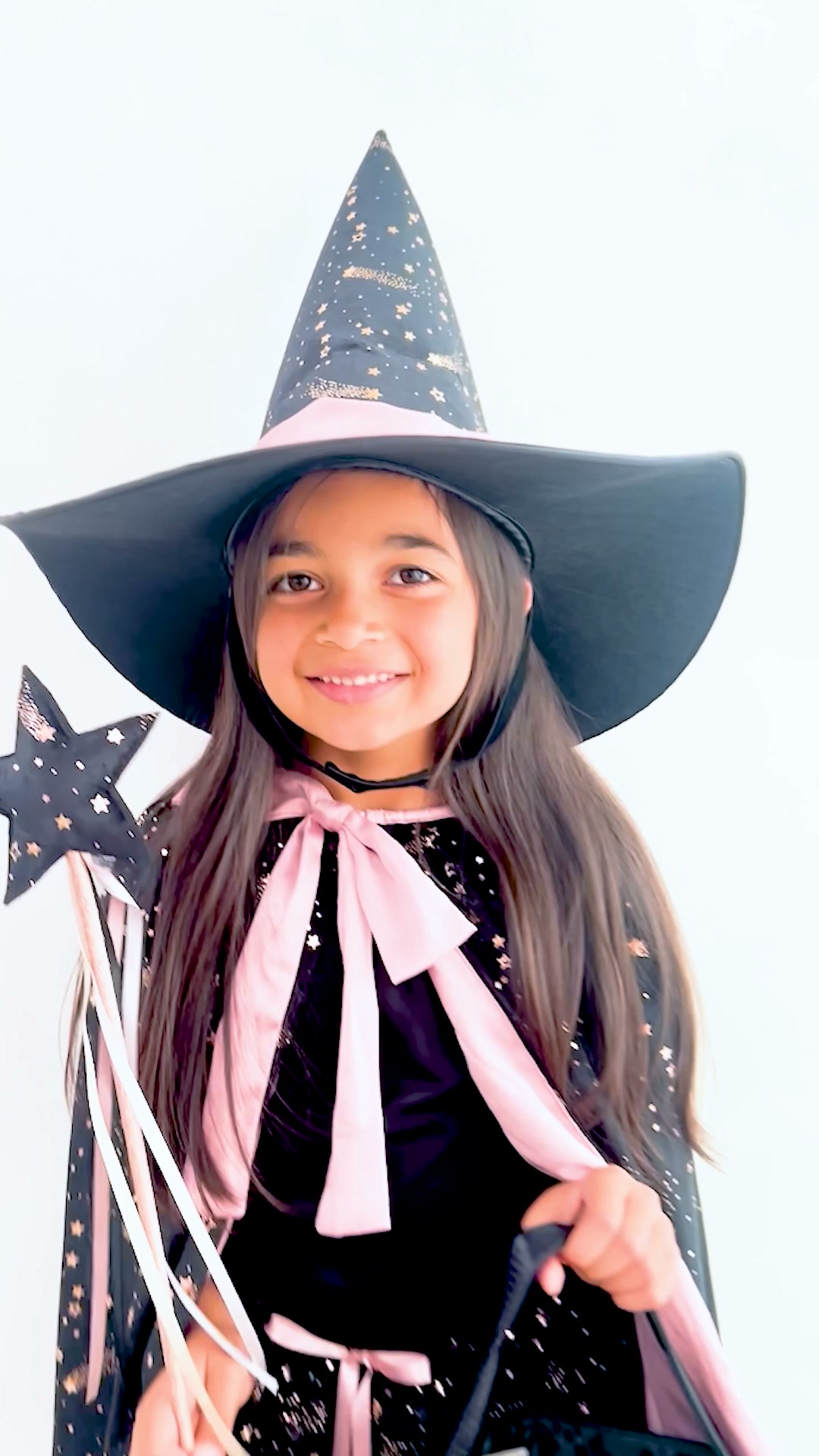 Mimi and Lula Facebook ad: Trick or treat?