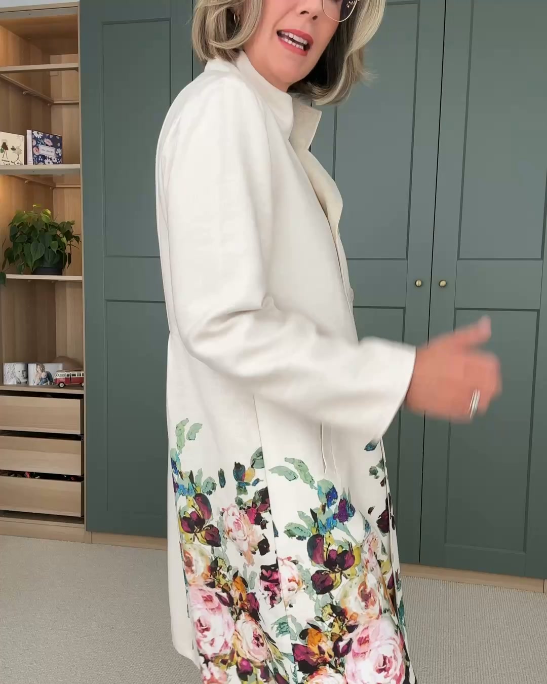 Blue Illusion Facebook ad: Reversible Linen Coat - Antique Rose Print