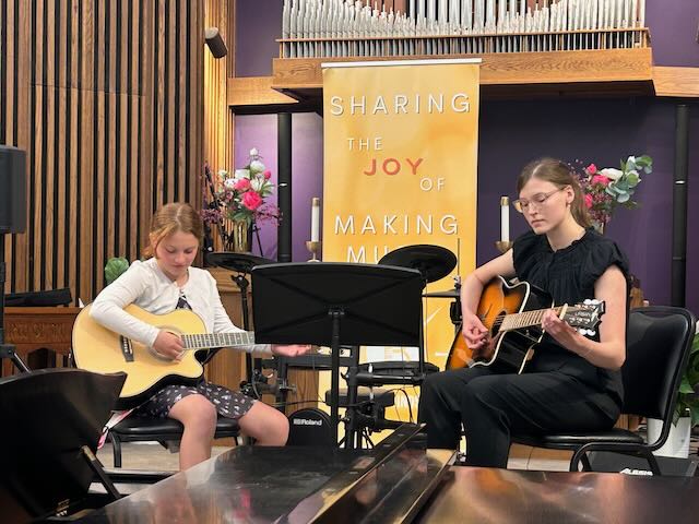 Brighter Minds Music Facebook ad: It's Back-to-School Music Lesson Time!