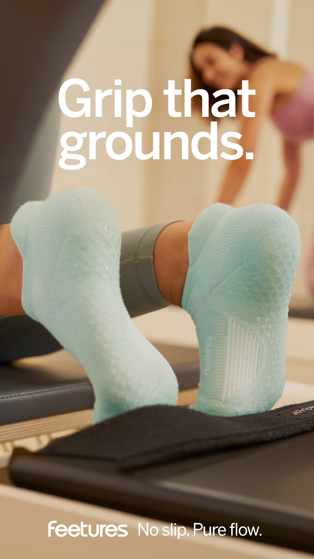 Feetures Facebook ad