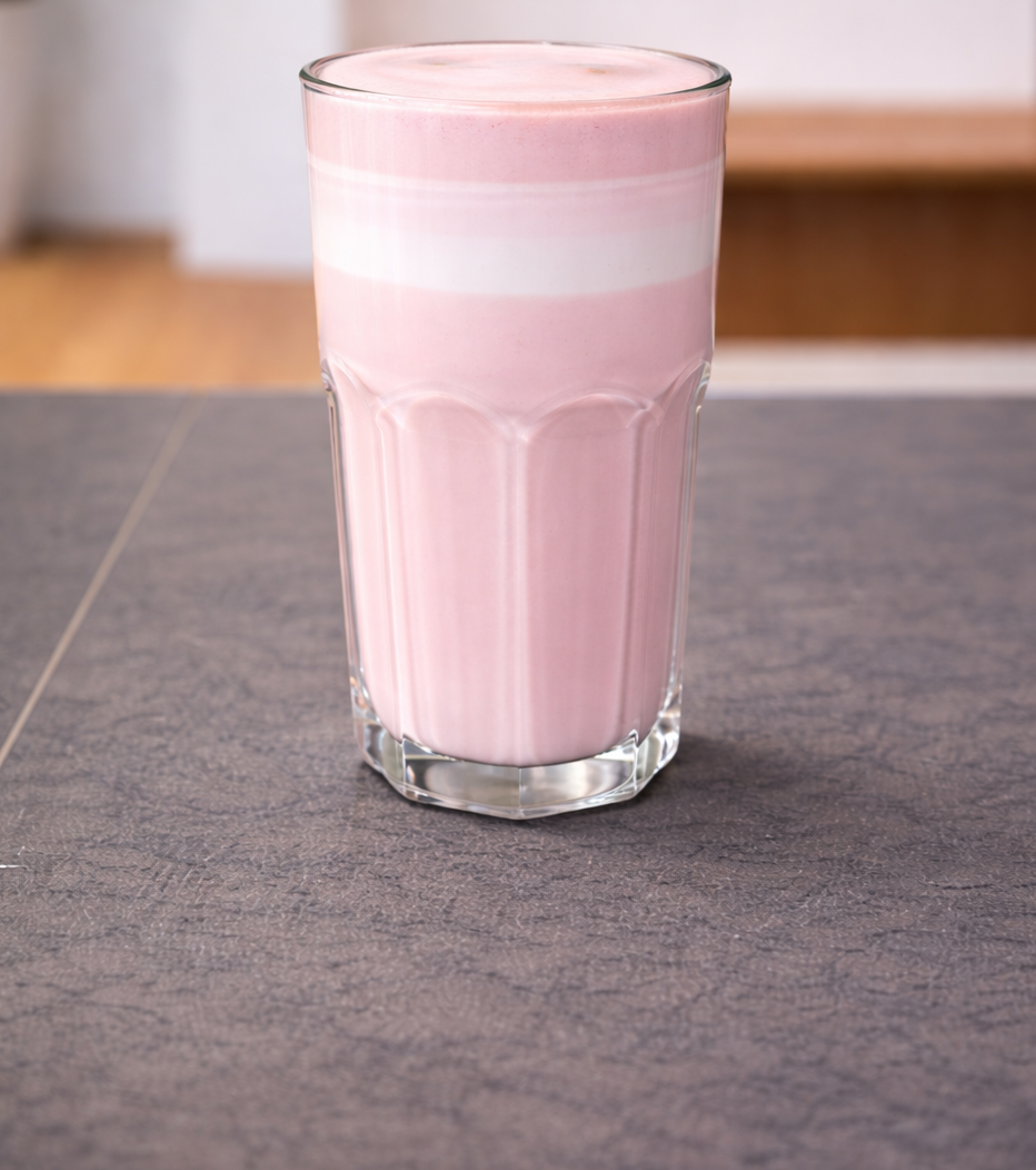 BITE bakery café Facebook ad: ÚJDONSÁG! Pinkie Latte-k a kínálatunkban!