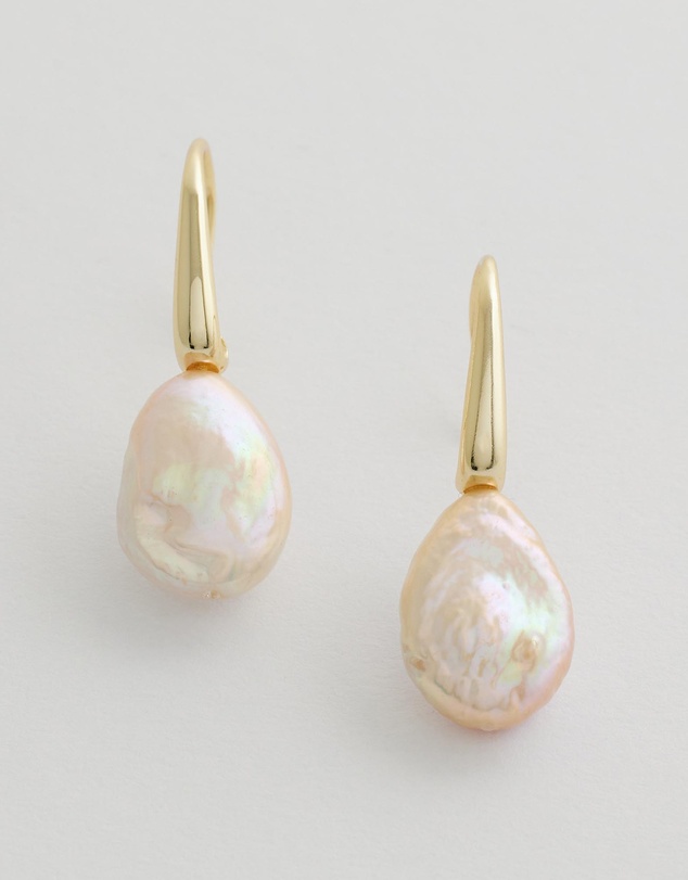 Nativesol Facebook ad: Designed to be worn on repeat, stacking, layering…