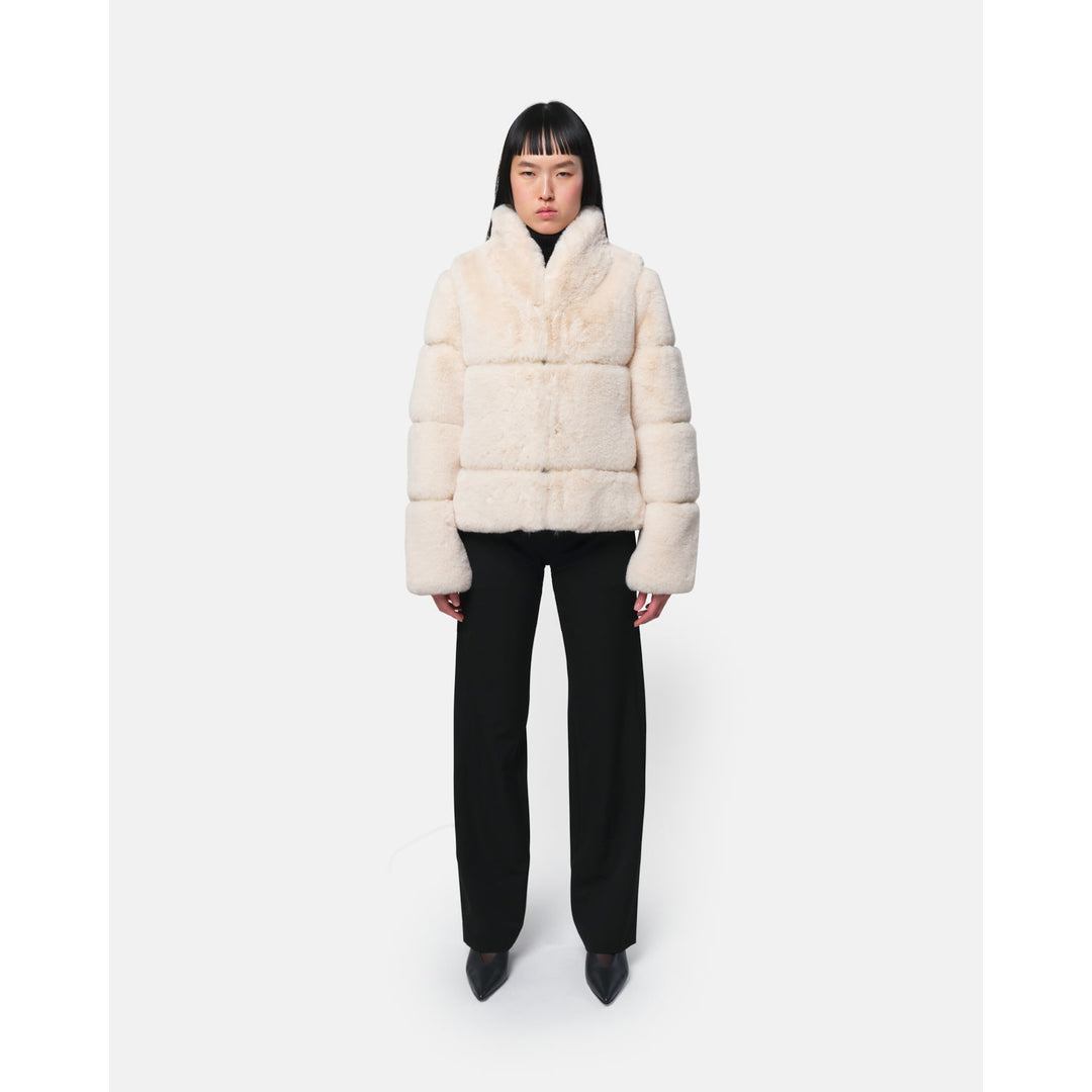 260 Sample Sale Facebook ad
