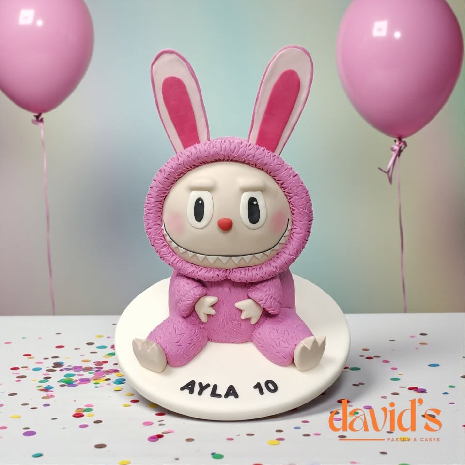 David's Pastry & Cakes Facebook ad: ๐ ๐๐๐ค๐ ๐๐ญ๐ซ๐๐ข๐ ๐ก๐ญ ๐๐ฎ๐ญ ๐จ๐ ๐ ๐๐ซ๐๐๐ฆ!