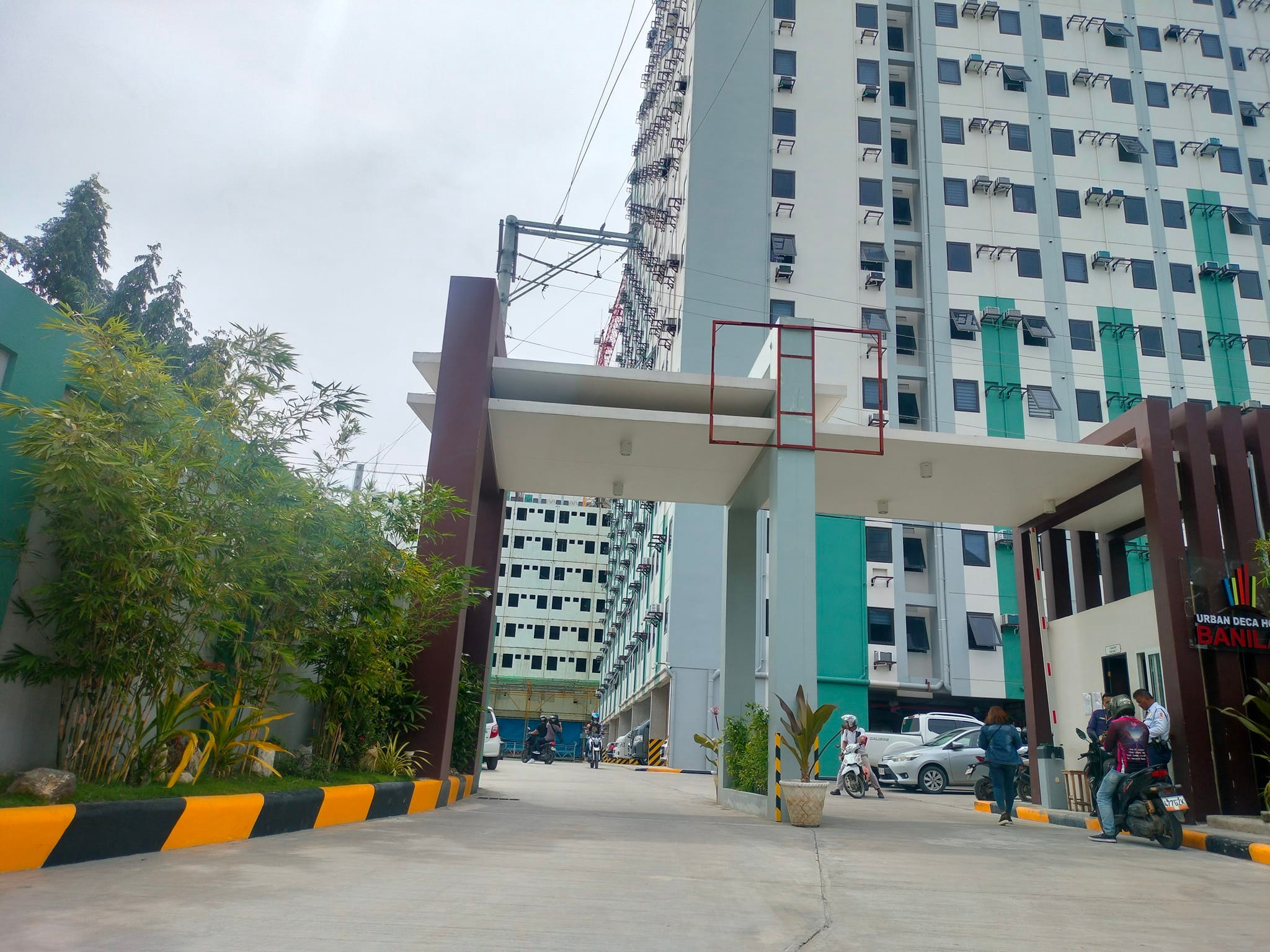 Urban Deca Condo Banilad by Edgar Quinal Facebook ad: ITS LIKE RENT TO OWN