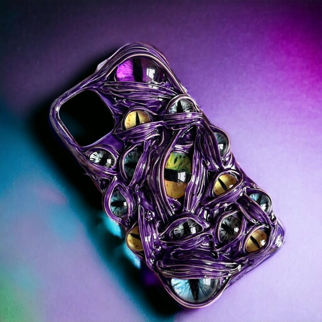 Case X Kingdom Facebook ad: MEGA SALE ALERT!