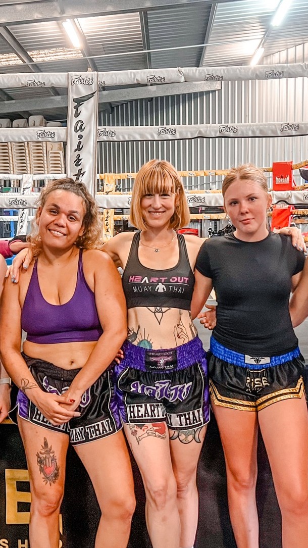 Heart-Out Muay Thai Facebook ad: 1 Week Unlimited Trial for $29 plus FREE GLOVES