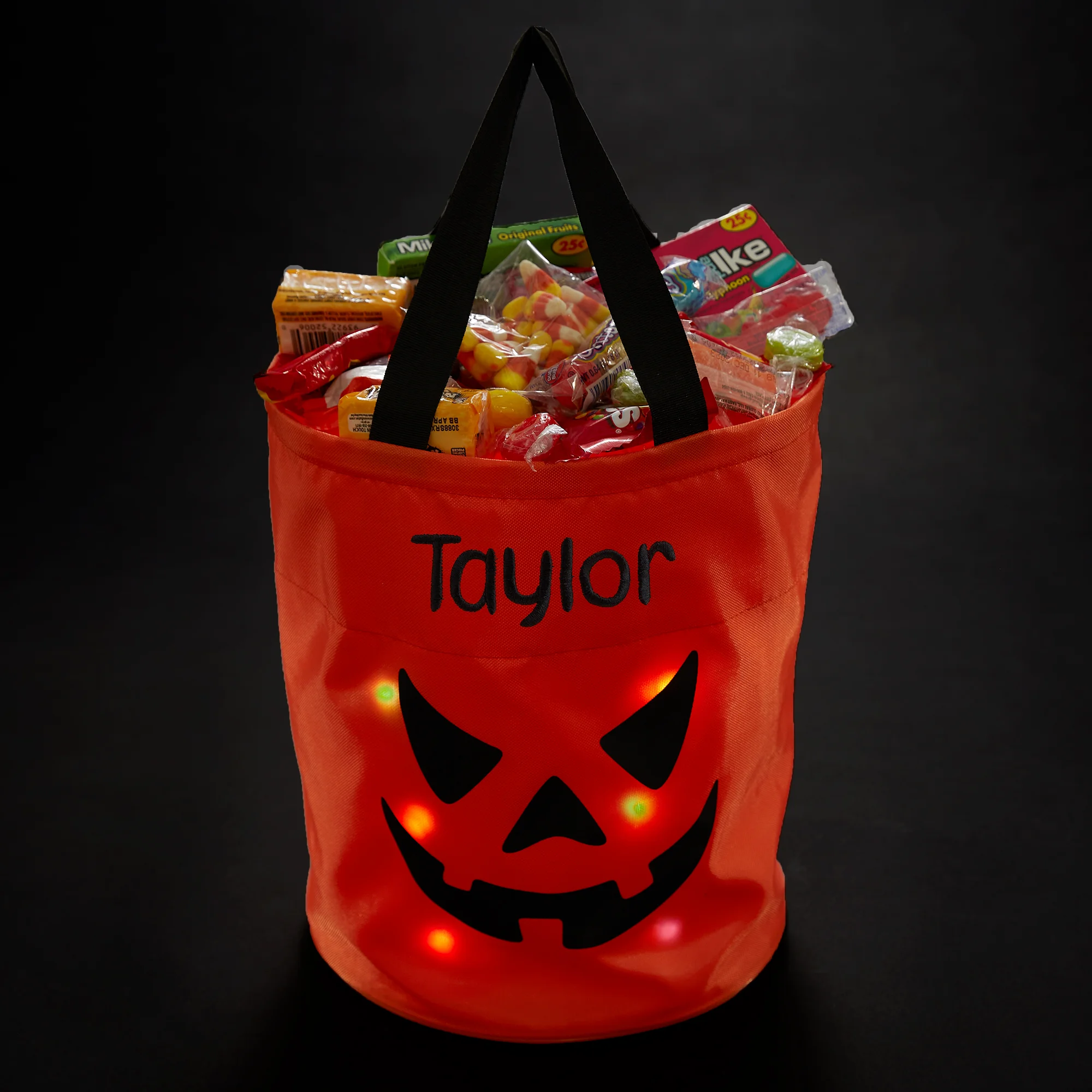 Personalization Mall Facebook ad: NEW Collapsible Treat Bag!