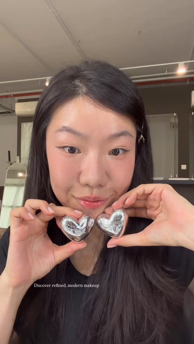 katzhangmua Facebook ad