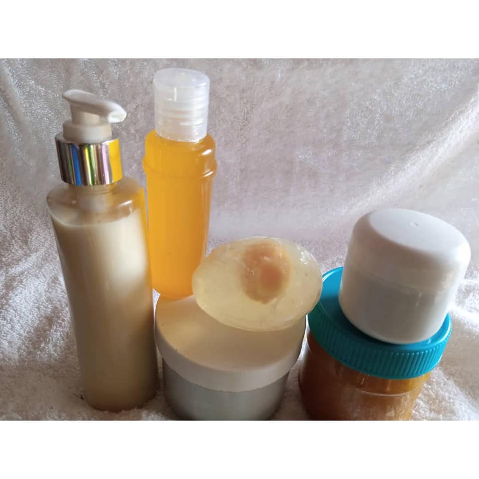 Miravic organic skin care/hair beauty home Facebook ad: like order pay and receive.