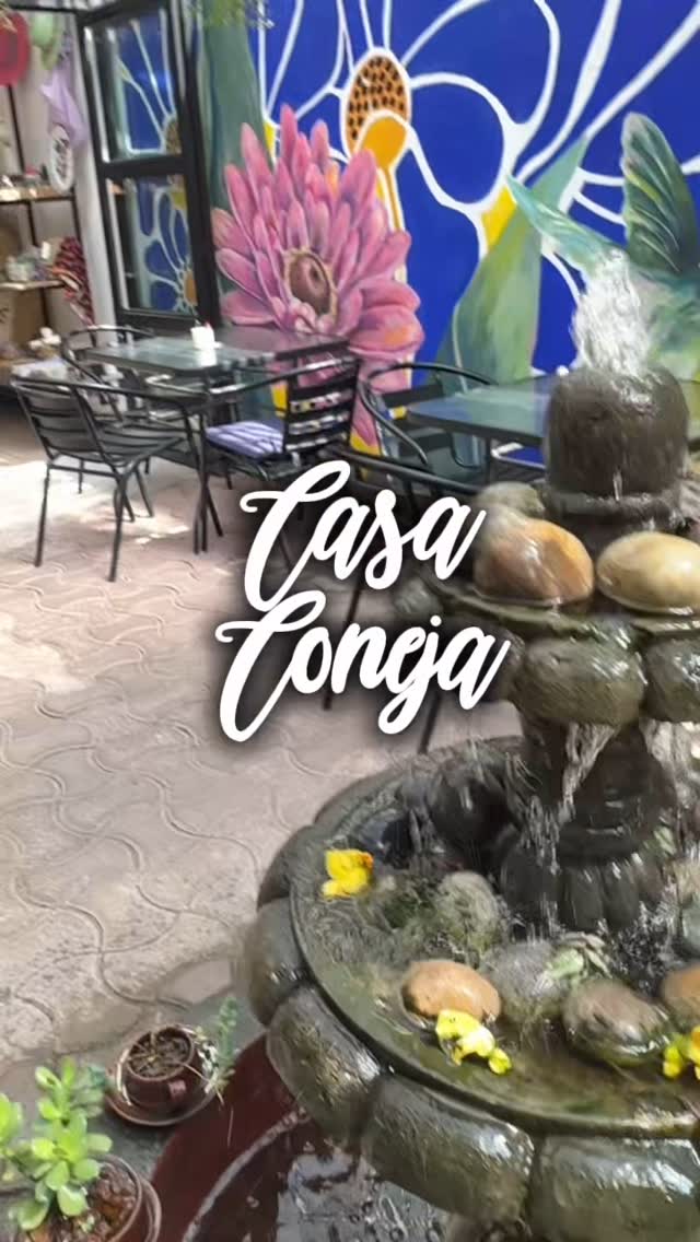 Casa Coneja Facebook ad: Casa Coneja es más que una cafetería… ¡es…