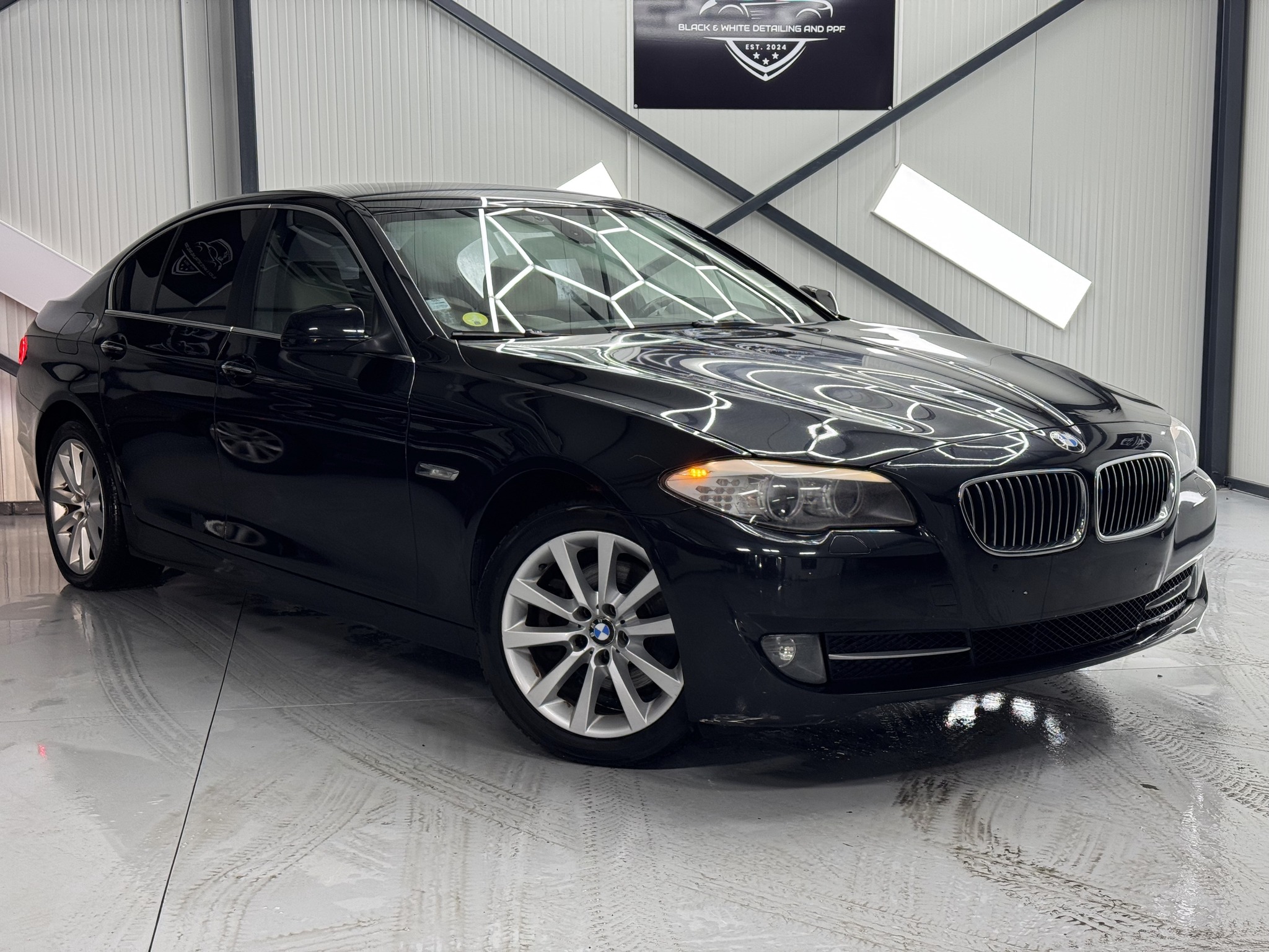 West Cars Auto - Rateautosh.ro Facebook ad