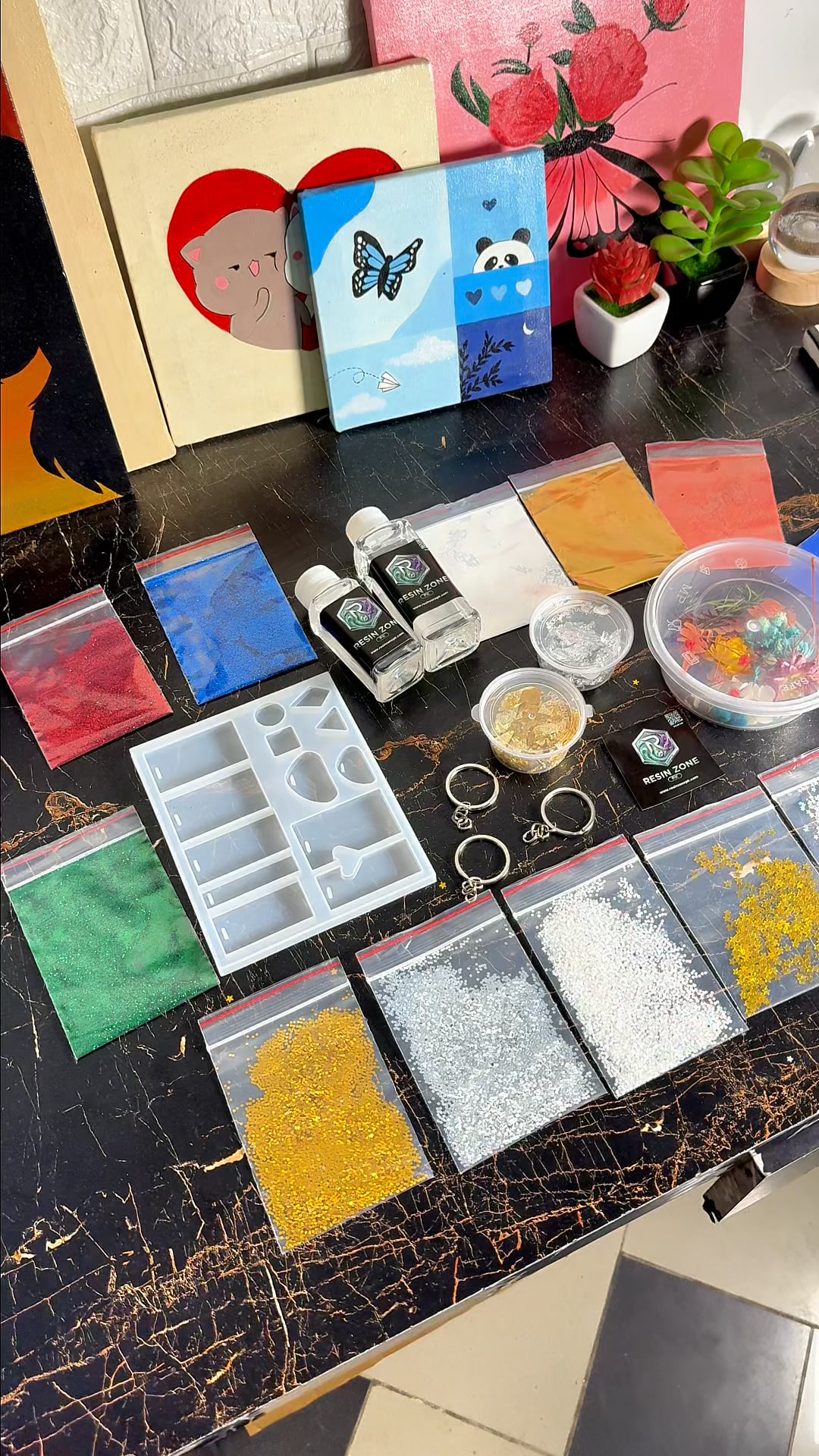 ResinZonepk Facebook ad: Everything You Need to Start Resin Art