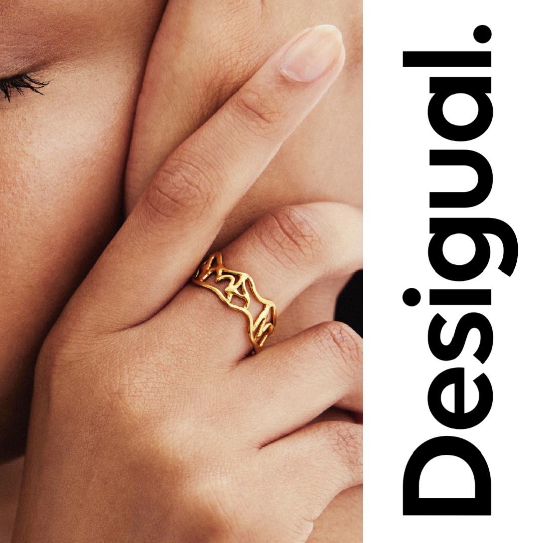 Desigual Facebook ad: Voici vos nouveaux favoris, mais vous ne le…
