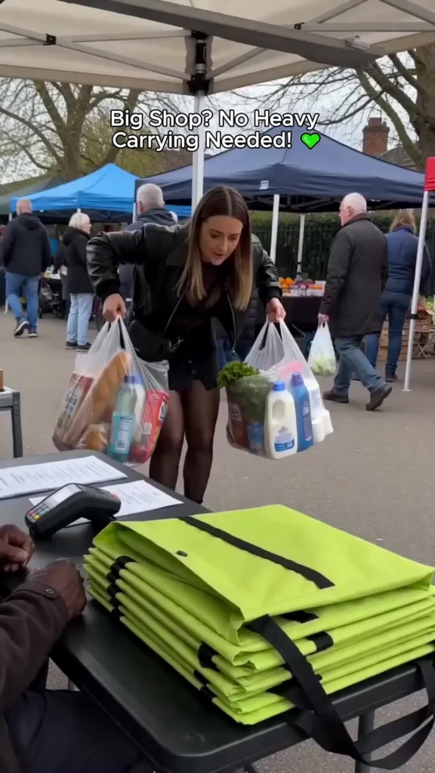 Wishhouse Facebook ad: Folding Shopping Cart Bag