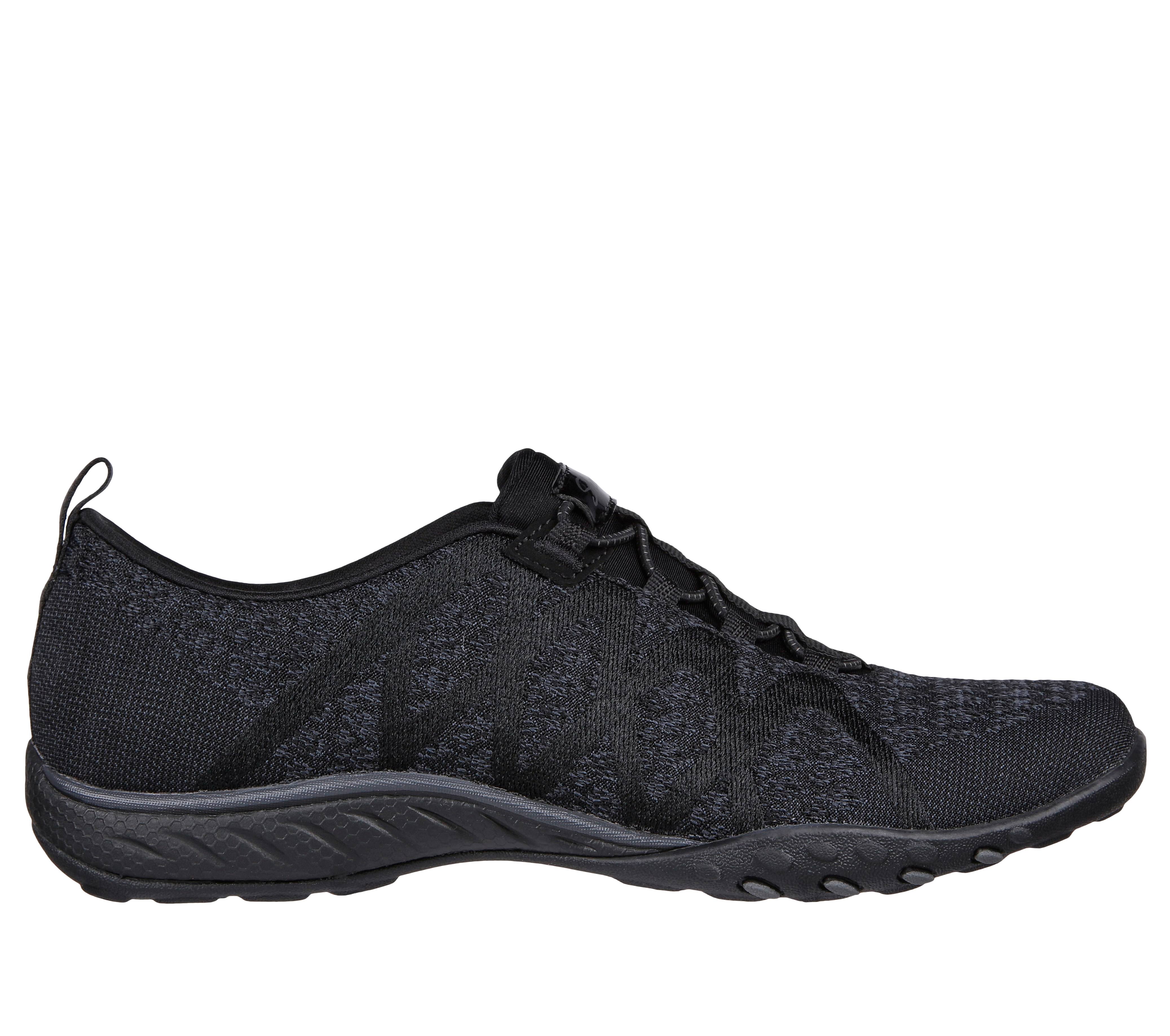 SKECHERS Facebook ad
