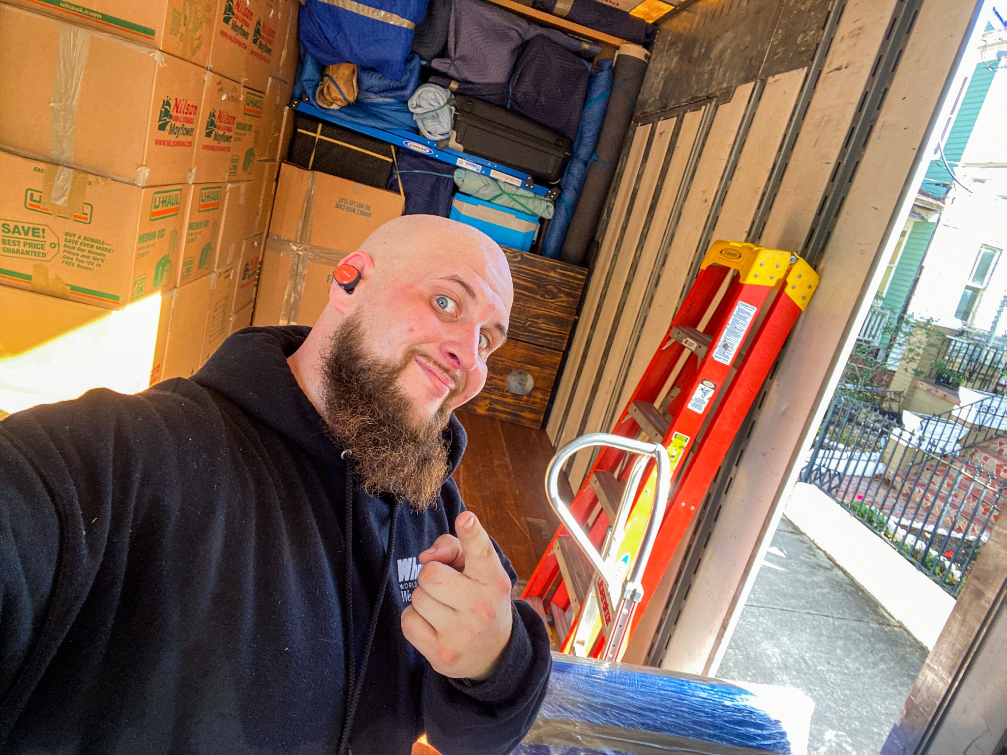 R&S Movers Facebook ad from Mar 14, 2025