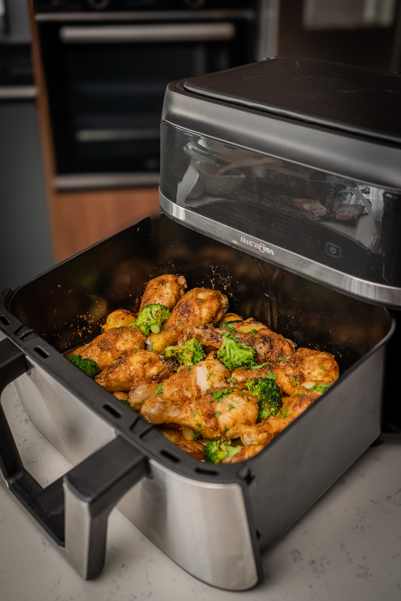 A pitada do Pai Facebook ad: Pernas de frango com legumes em apenas 15…