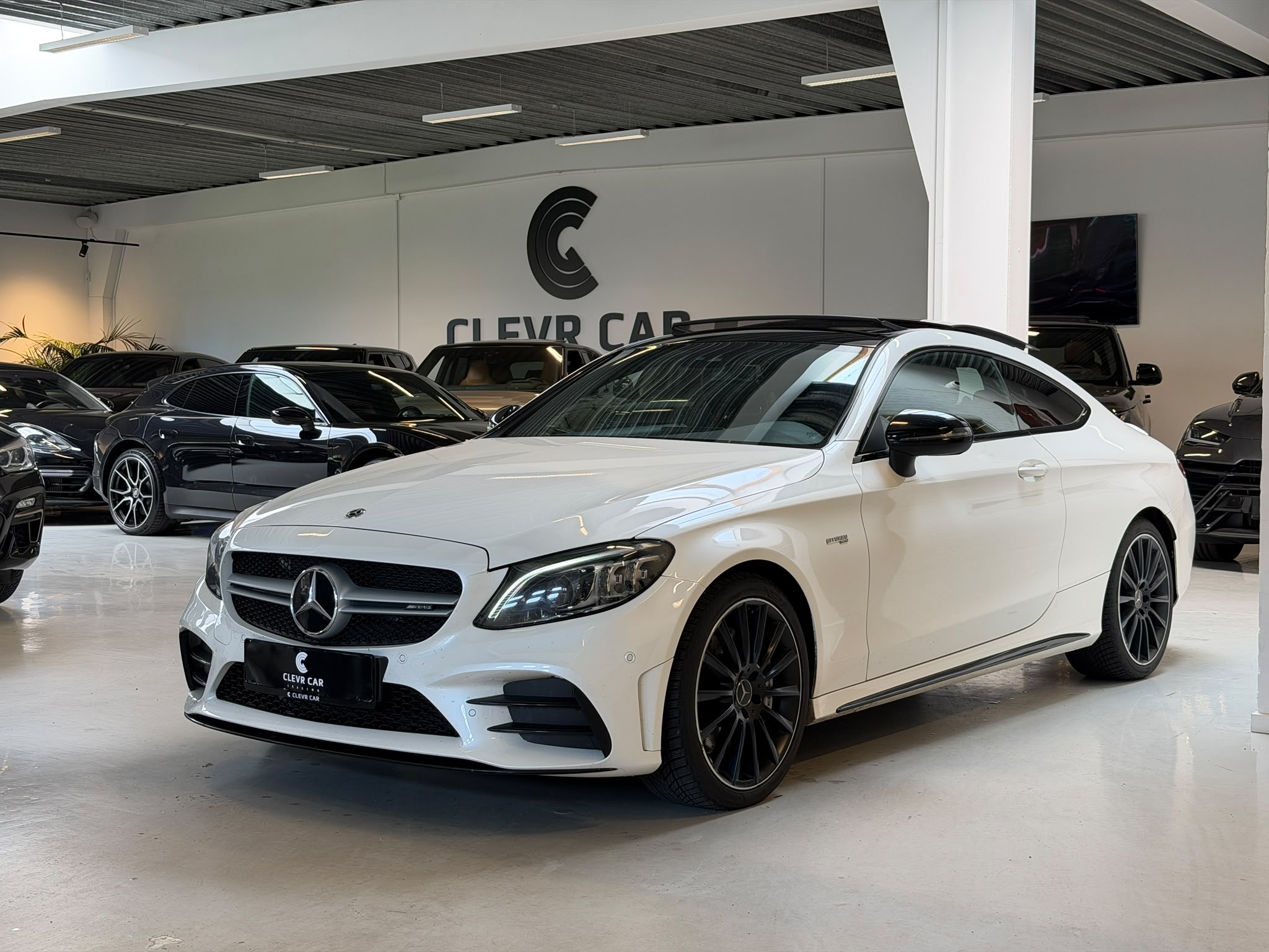 Clevr Car Leasing Facebook ad: En C43 AMG er efter vores mening, en…