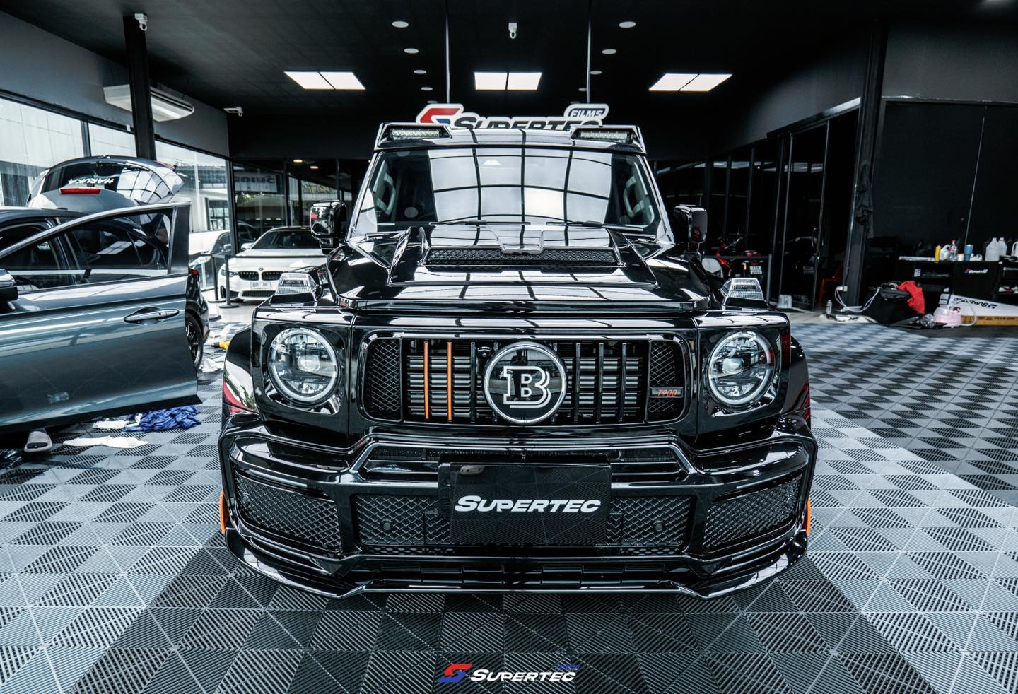 SuperTec Films : ฟิล์มกรองแสงรถยนต์ และอาคาร Facebook ad