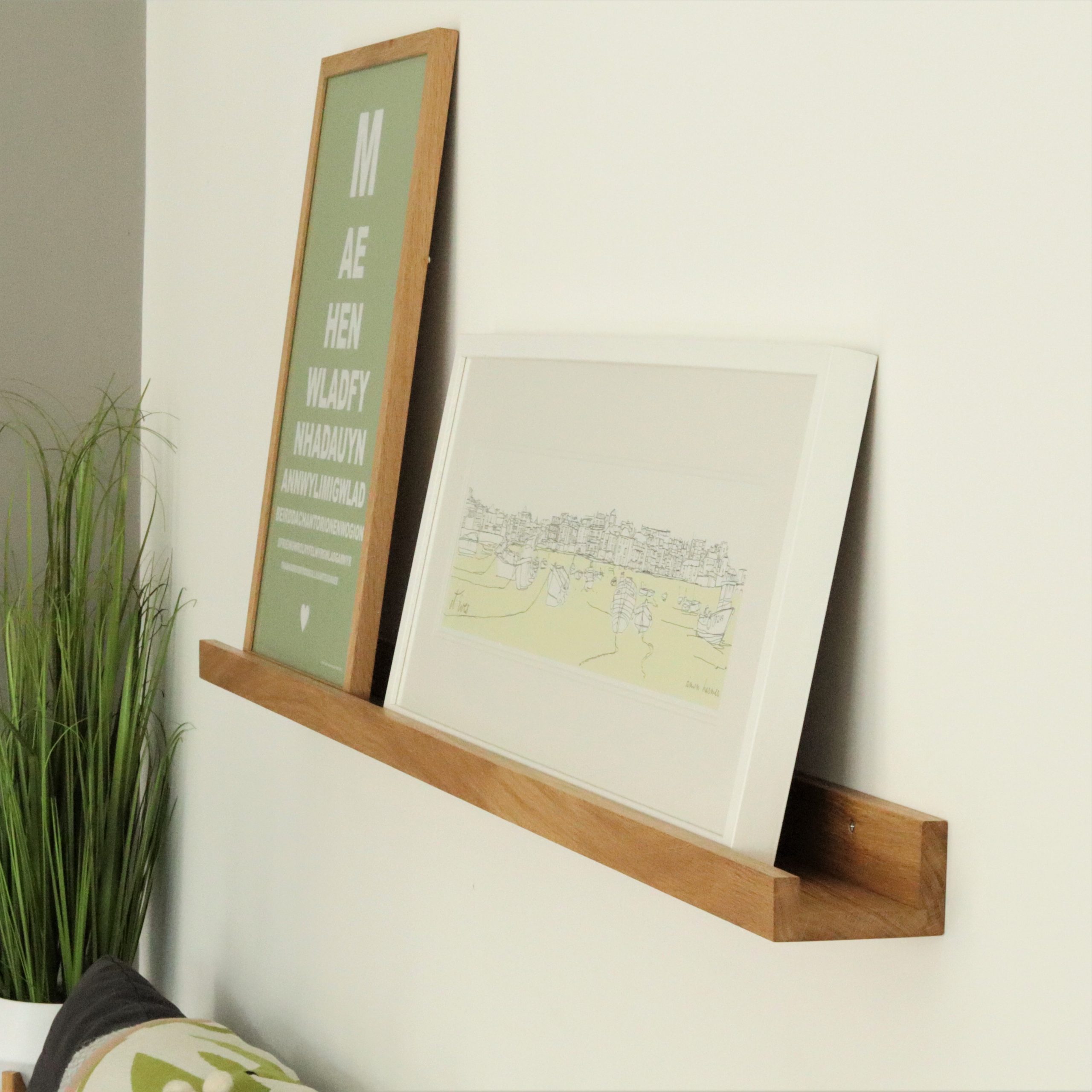 MijMoj Design Ltd Facebook ad: Handmade Oak Bestsellers
