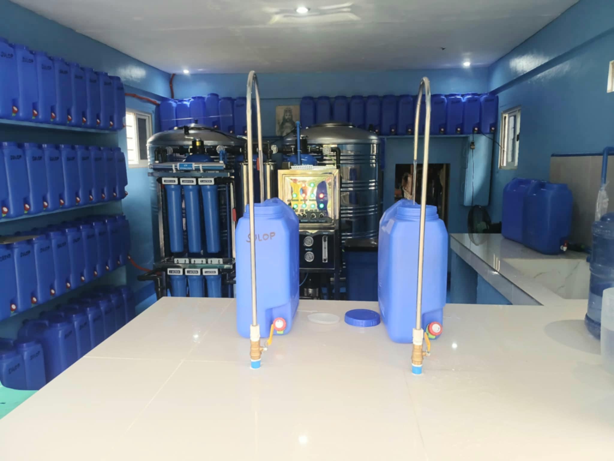 Blucity Pearls Facebook ad: Water-refilling installation, water treatment supplies…
