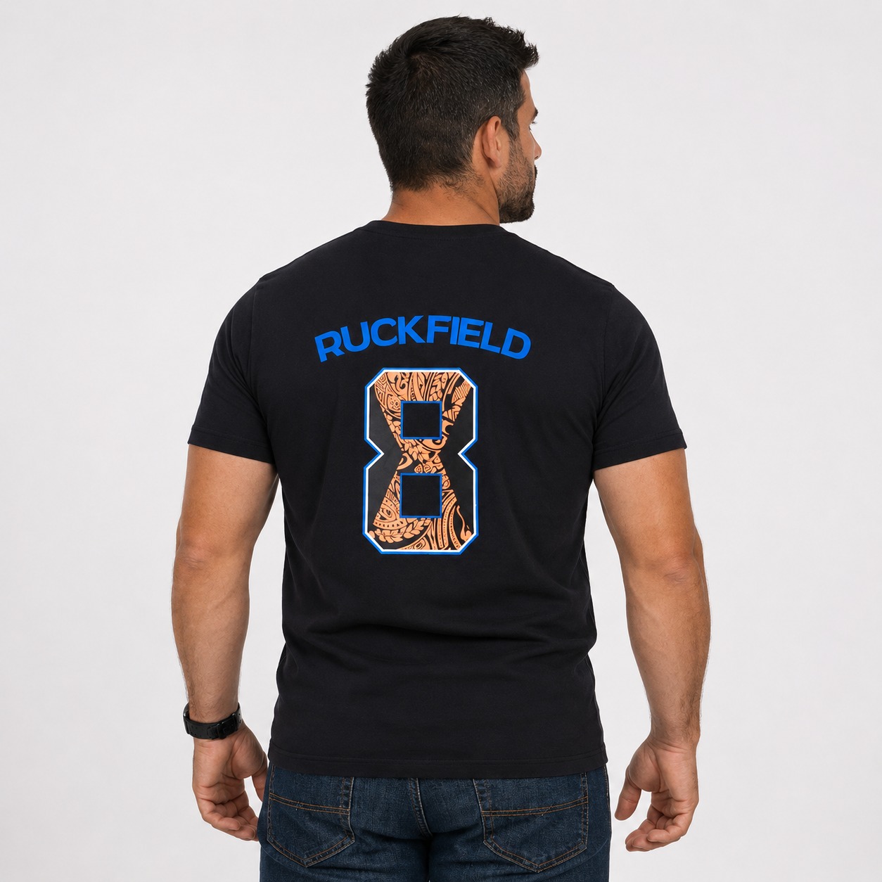 Ruckfield Facebook ad: Des t-shirts taillés pour les grandes carrures Du…