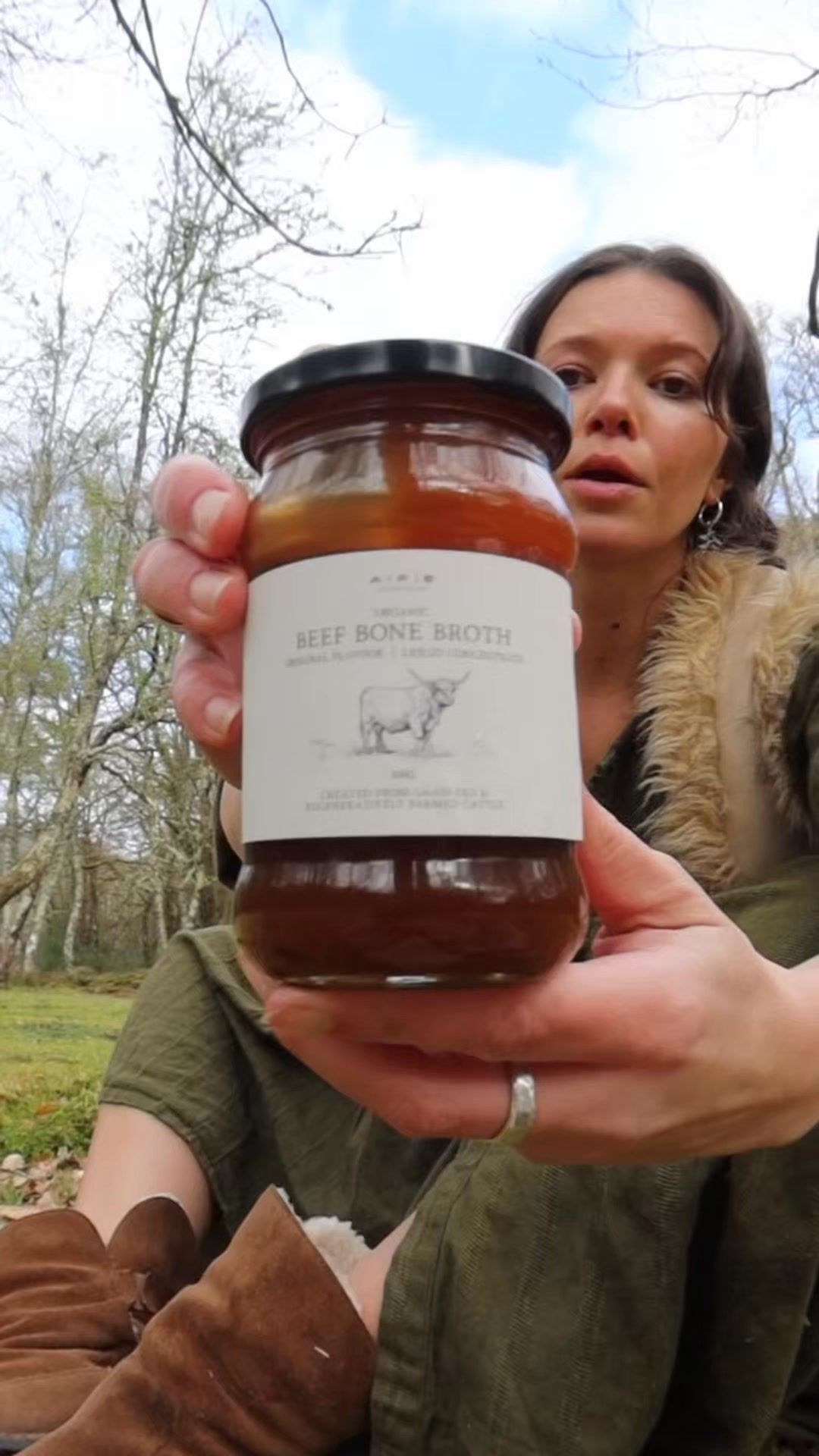 ape_nutrition Facebook ad: Nourish Your Gut with Organic Bone Broth