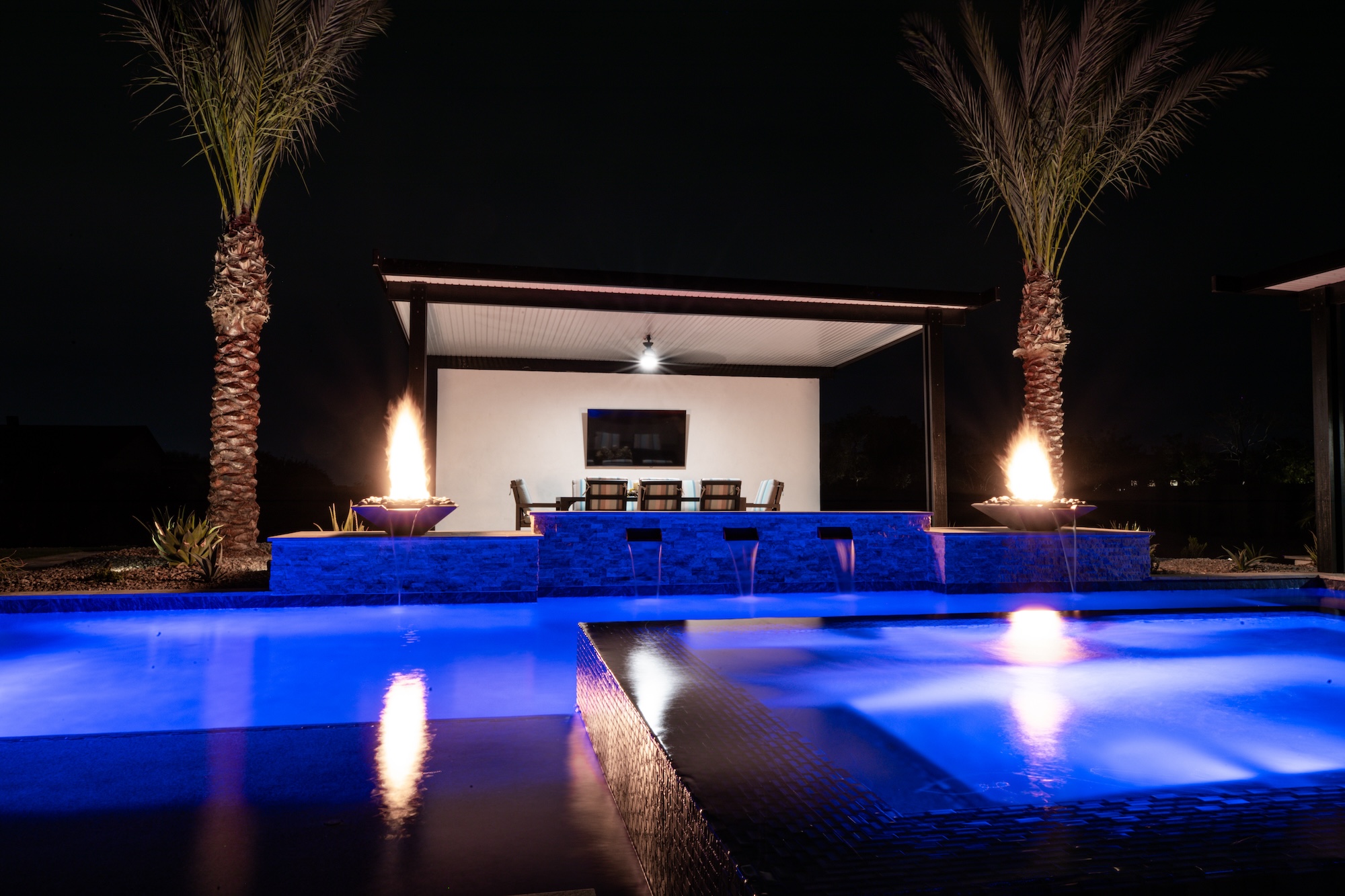 Hotshot Hardscape and Pools Facebook ad