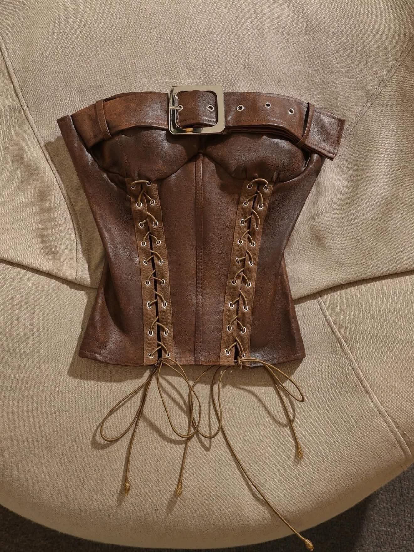 Tips phối đồ xinh quá nè Facebook ad: Corset tone nâu tâyy ghê ý
