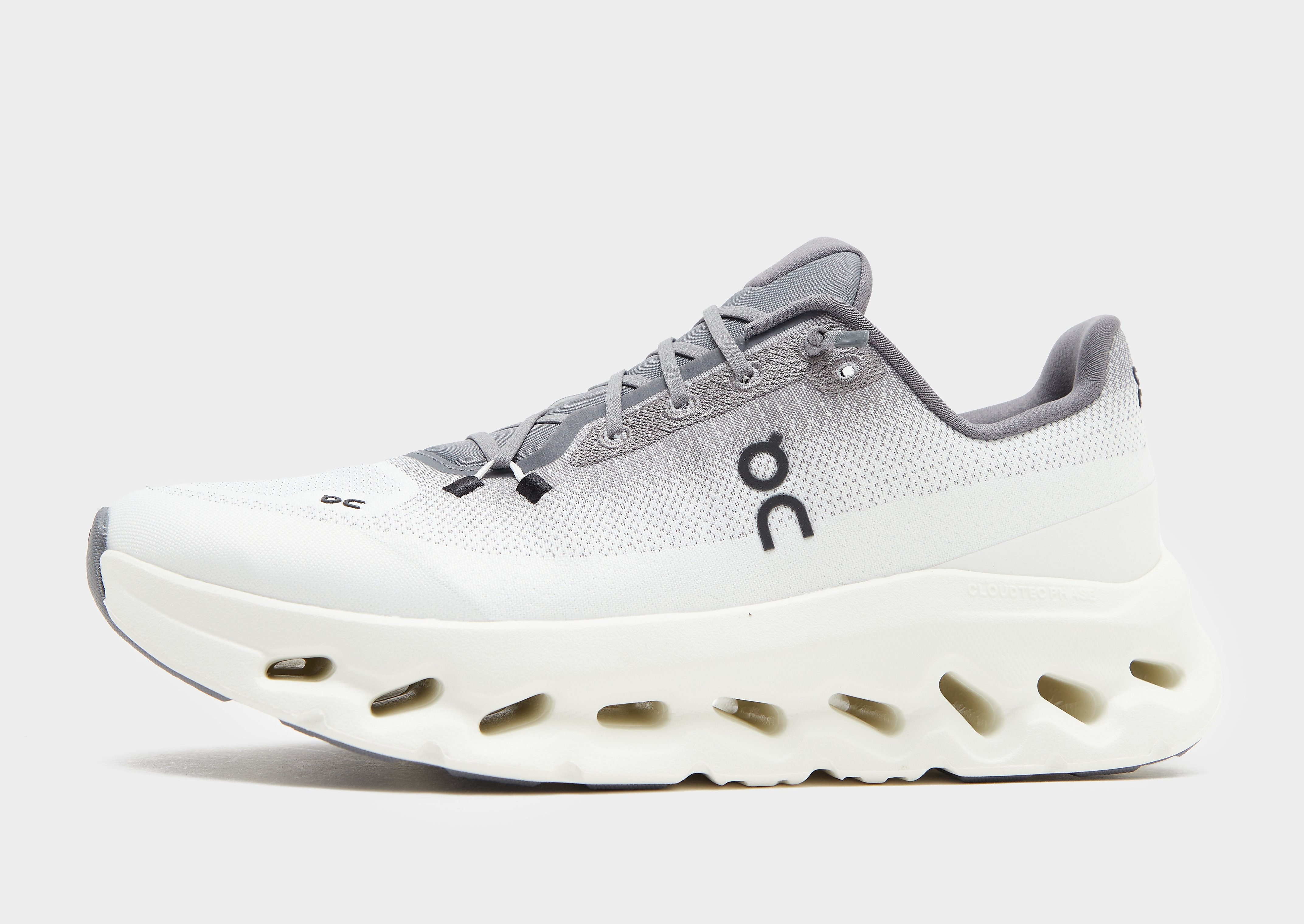 JD Sports Facebook ad: On Running Cloudtilt - Crème