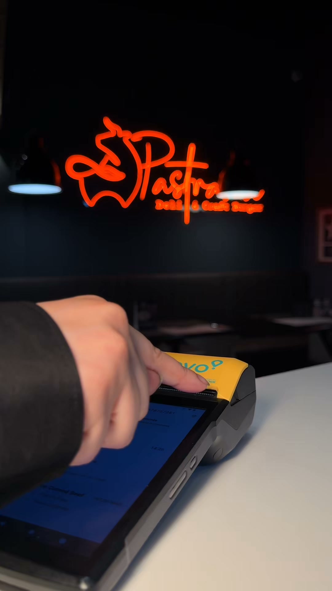 Pastrama Facebook ad: Vos favoris Pastrama sur Glovo