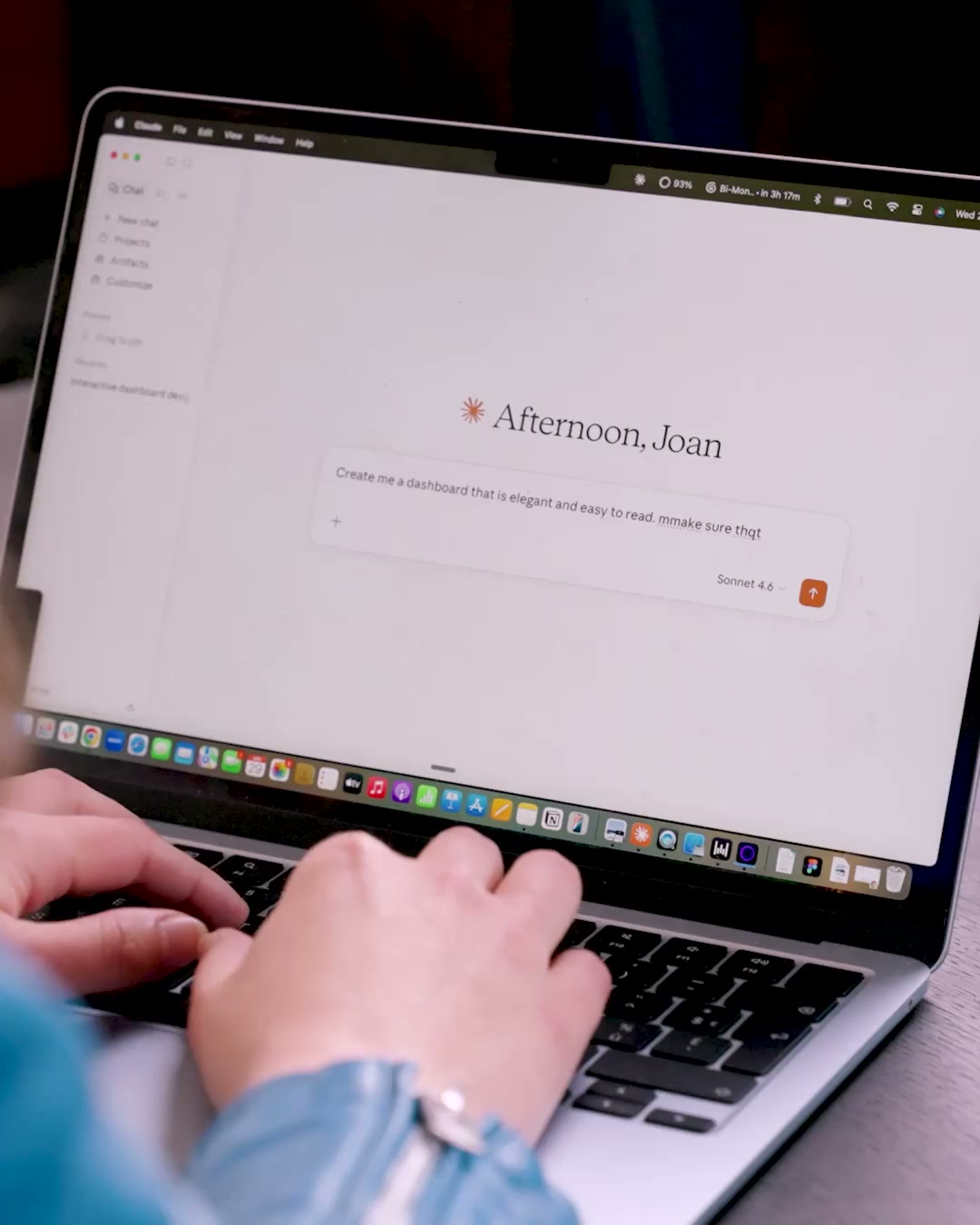 Augment.org Facebook ad: Build AI Agents with Claude
