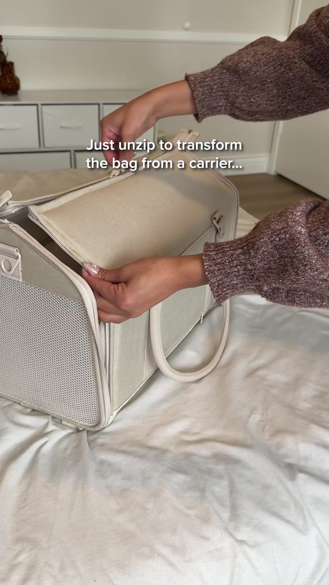 Tuft & Paw Facebook ad: Designer Cat Carrier