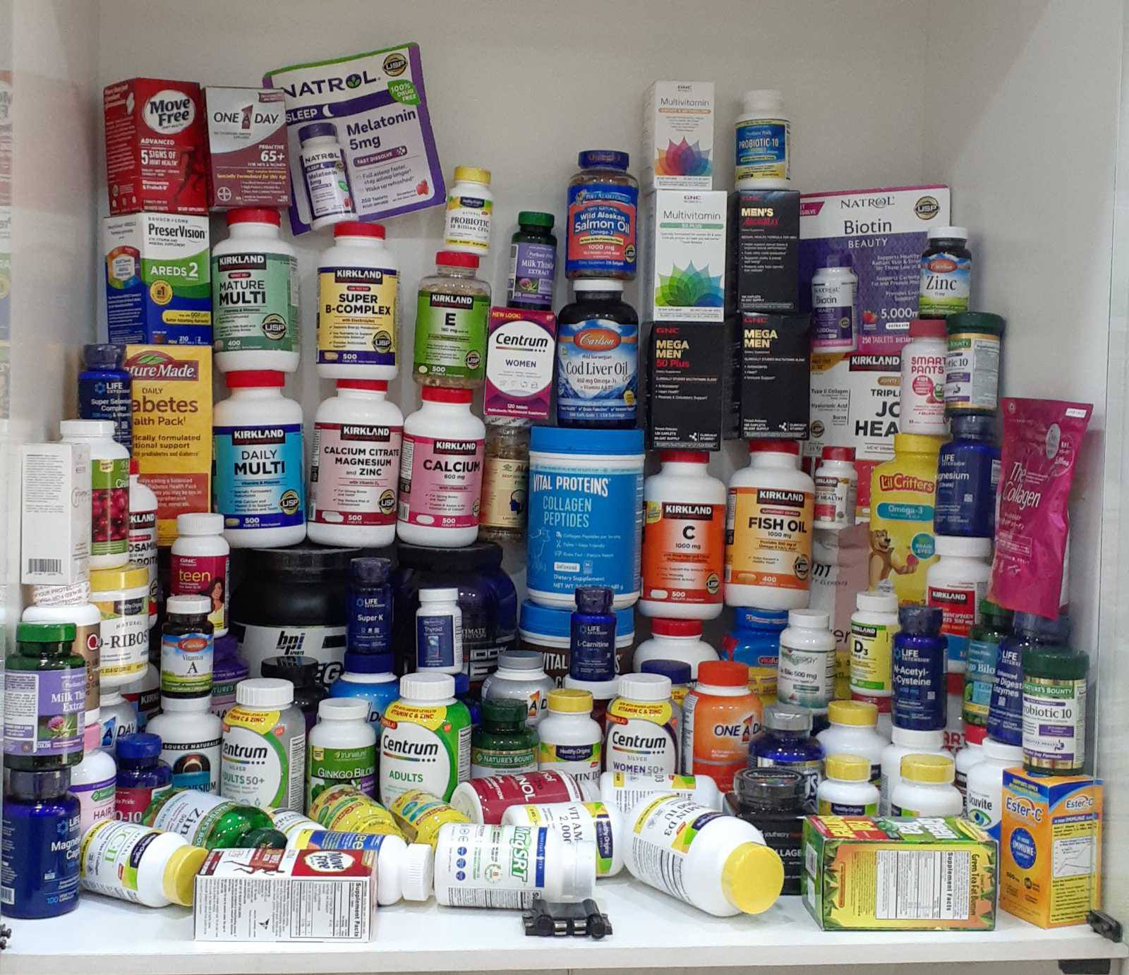 RUBY USA Supplement ဖြည့်စွက်စာ Facebook ad: အတန်ဆုံး SALE အထူး Promotion ဦးသူအရင် ယူထား