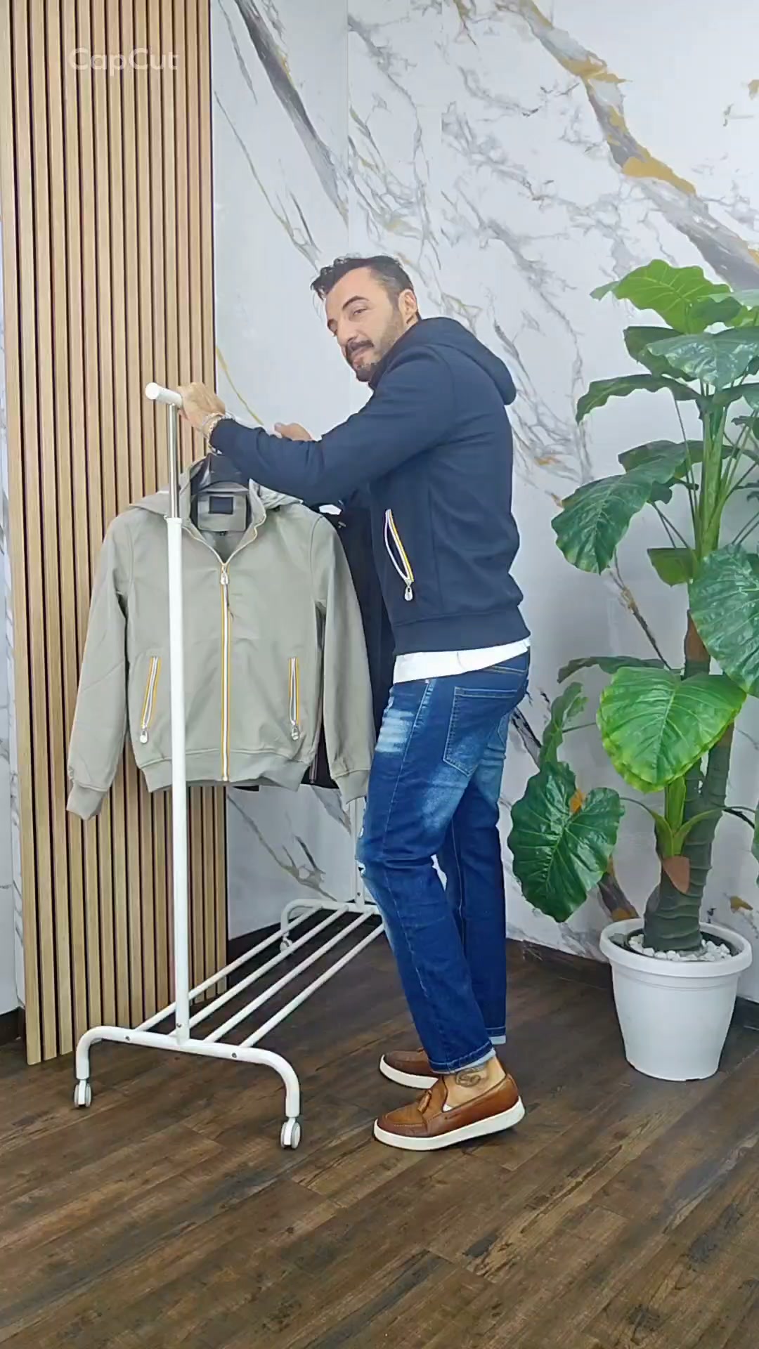 Andrema Store Facebook ad: Resi Facili e Sicuri entro 14 Giorrni