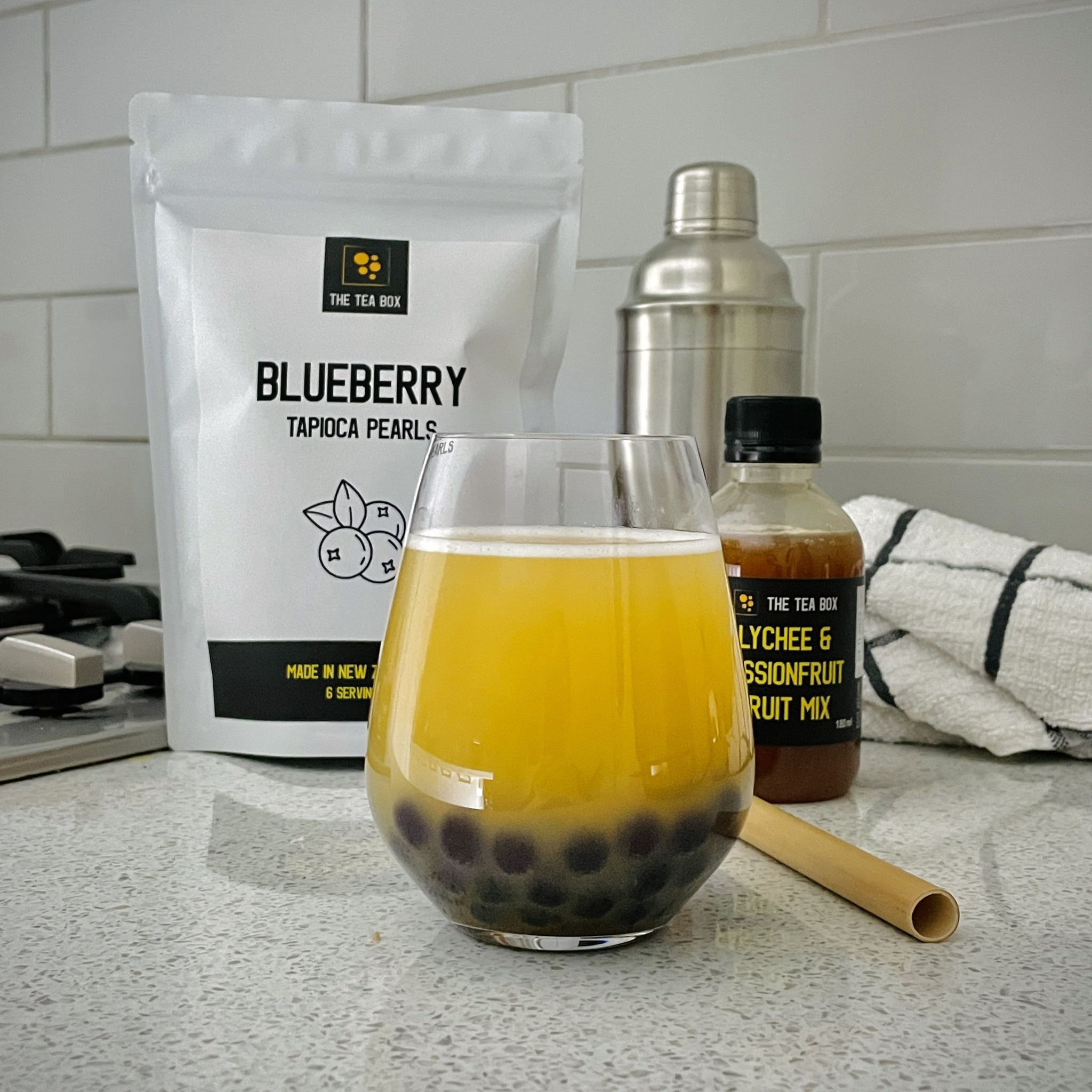 The Tea Box Facebook ad: Fruit, Matcha, Taro & Pearl Milk Bubble Tea Kits