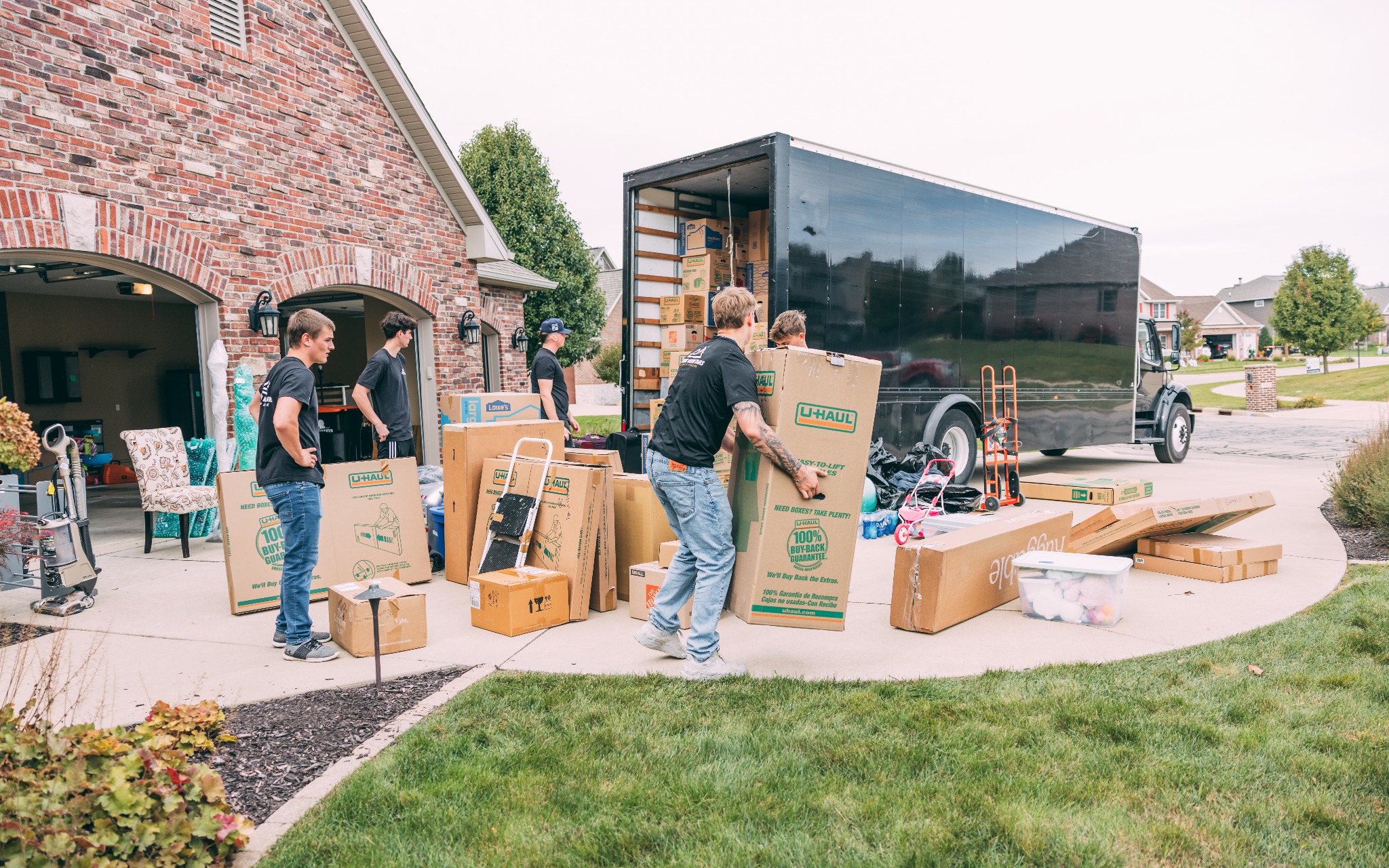 Moving Mountains: Moving Services Facebook ad