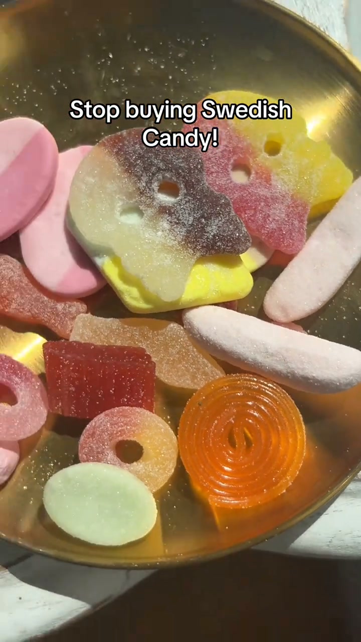 ScandyCandy Facebook ad: Once You Try, There's No Going Back