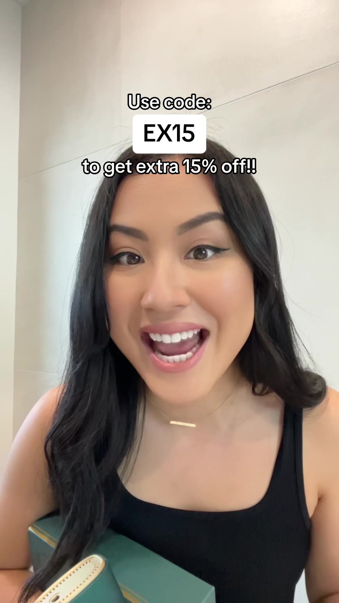 Iluumi Facebook ad: Extra 15% off our 50% sale!
