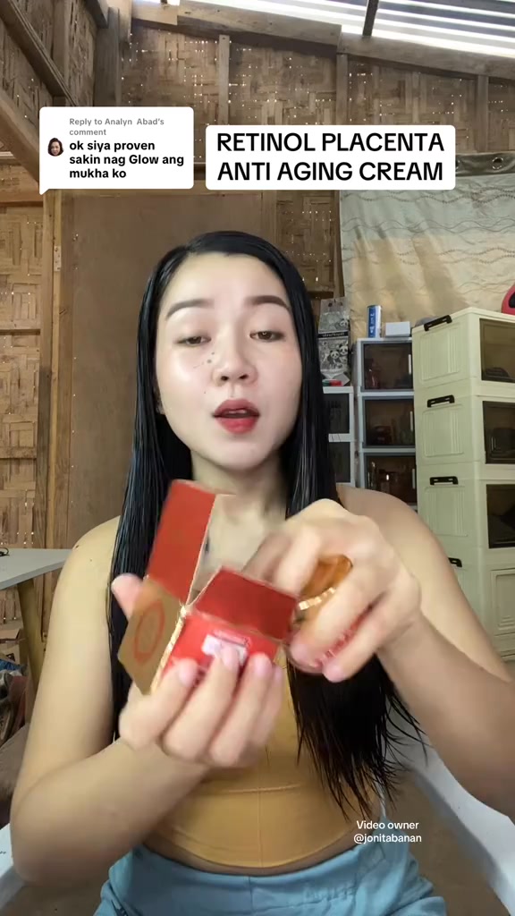 Beauty & Beyond Facebook ad: Glow Care Cream